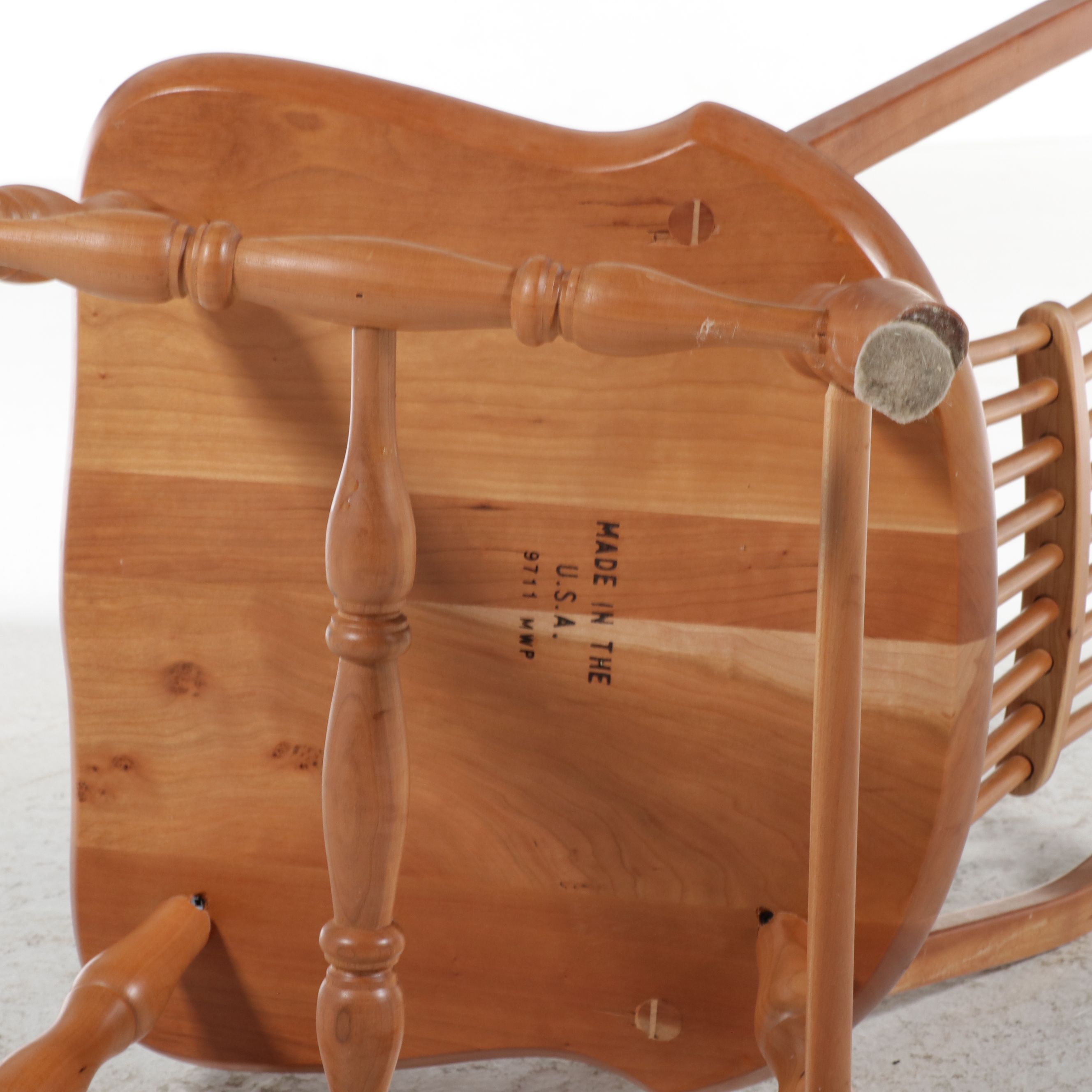 Colonial Revival Style Seven-Piece Cherry Dining Set, Late 20th Century