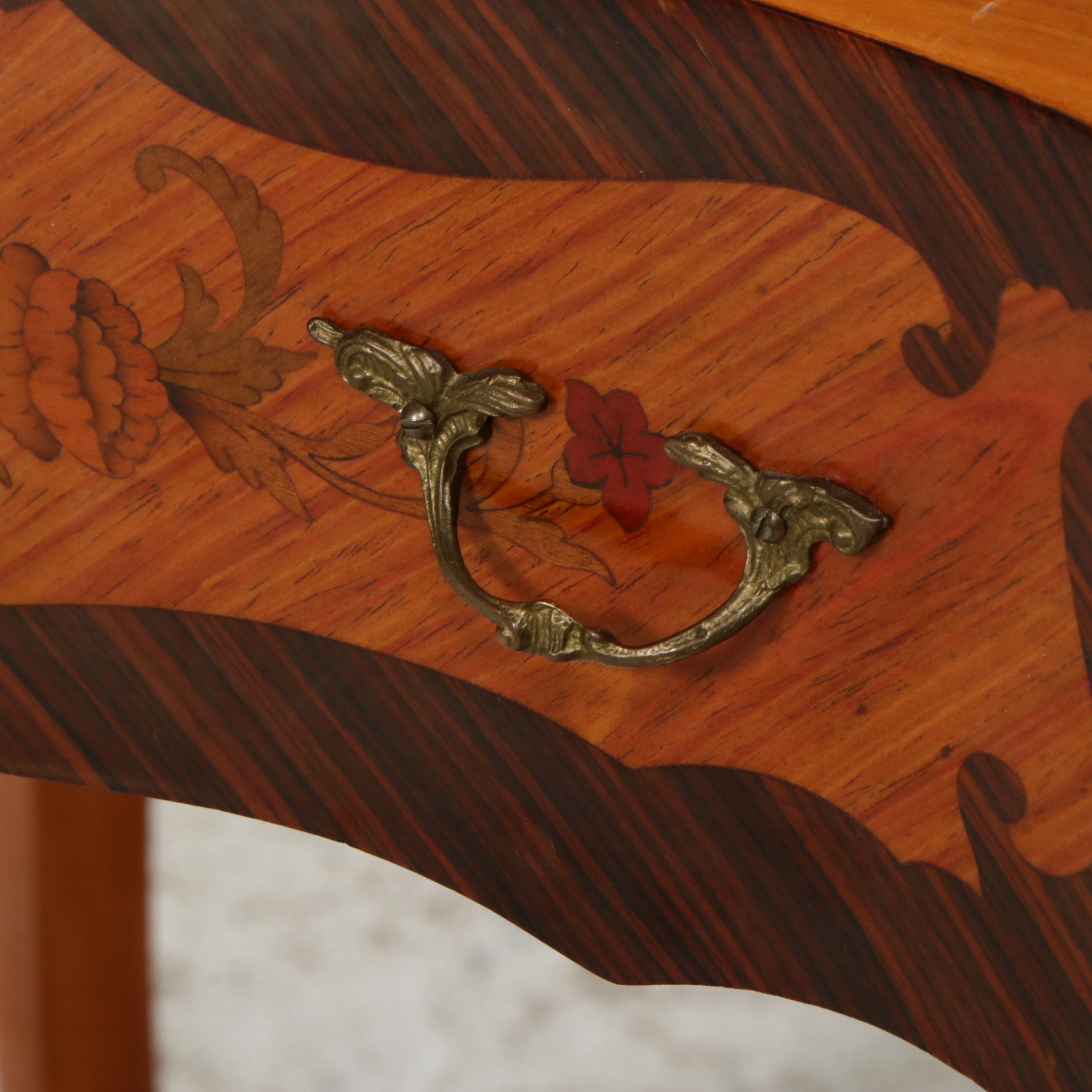 French Louis XV Style Marquetry Inlaid Vanity, Late 20th Century