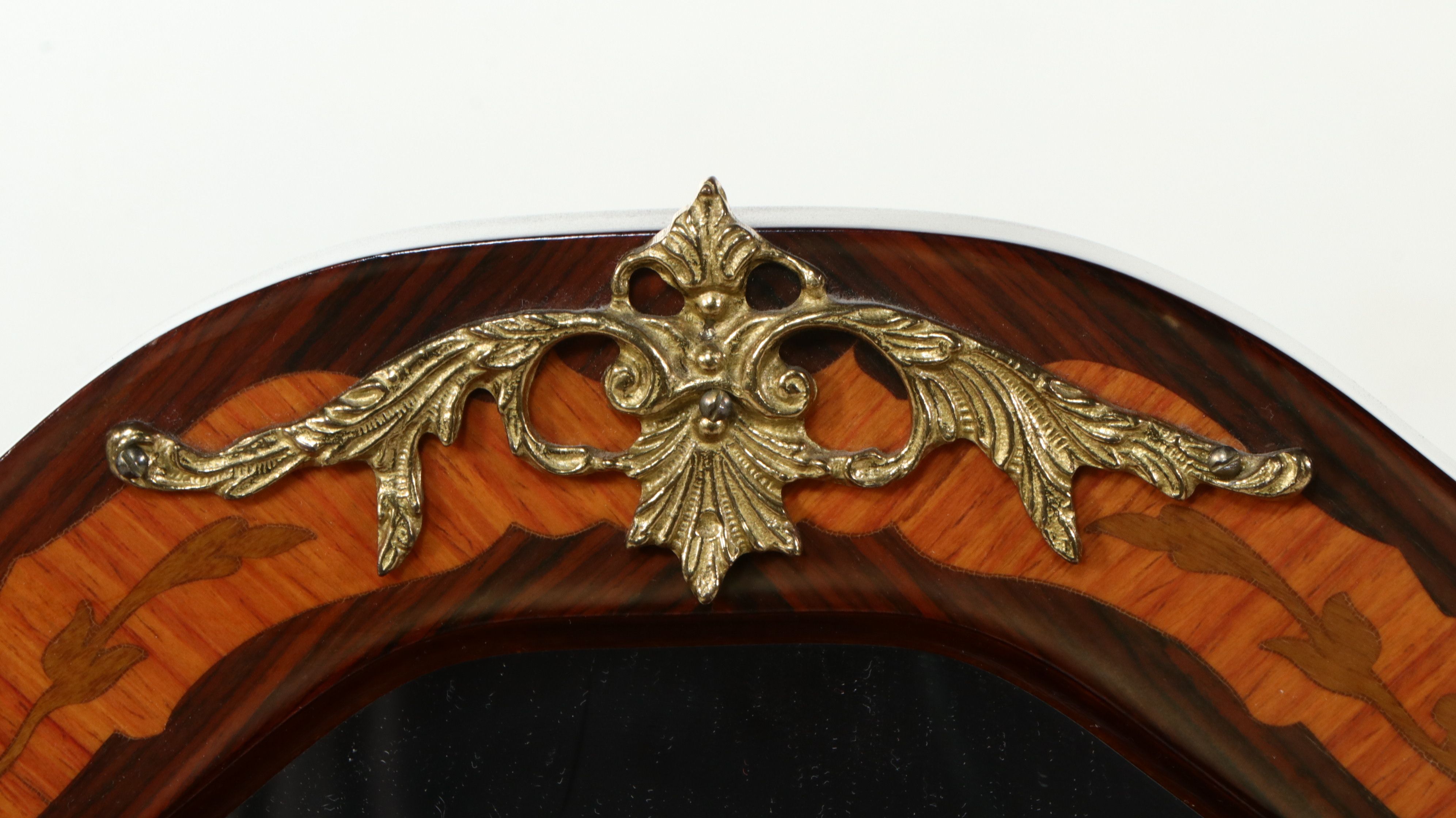 French Louis XV Style Marquetry Inlaid Vanity, Late 20th Century