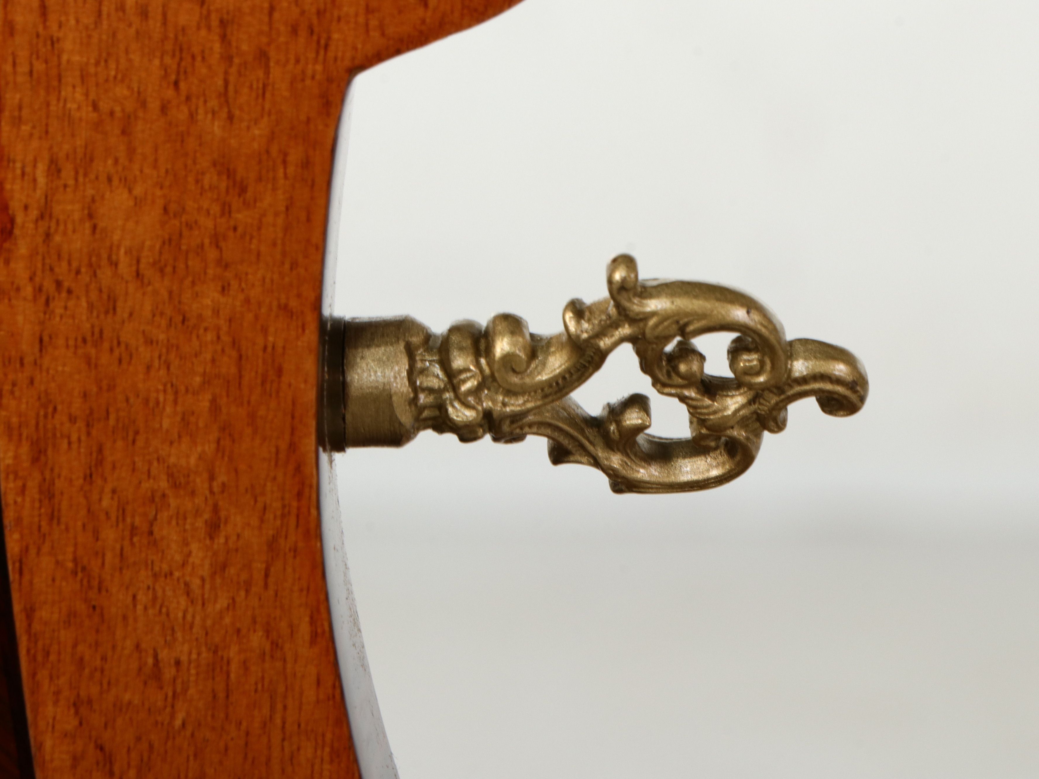 French Louis XV Style Marquetry Inlaid Vanity, Late 20th Century