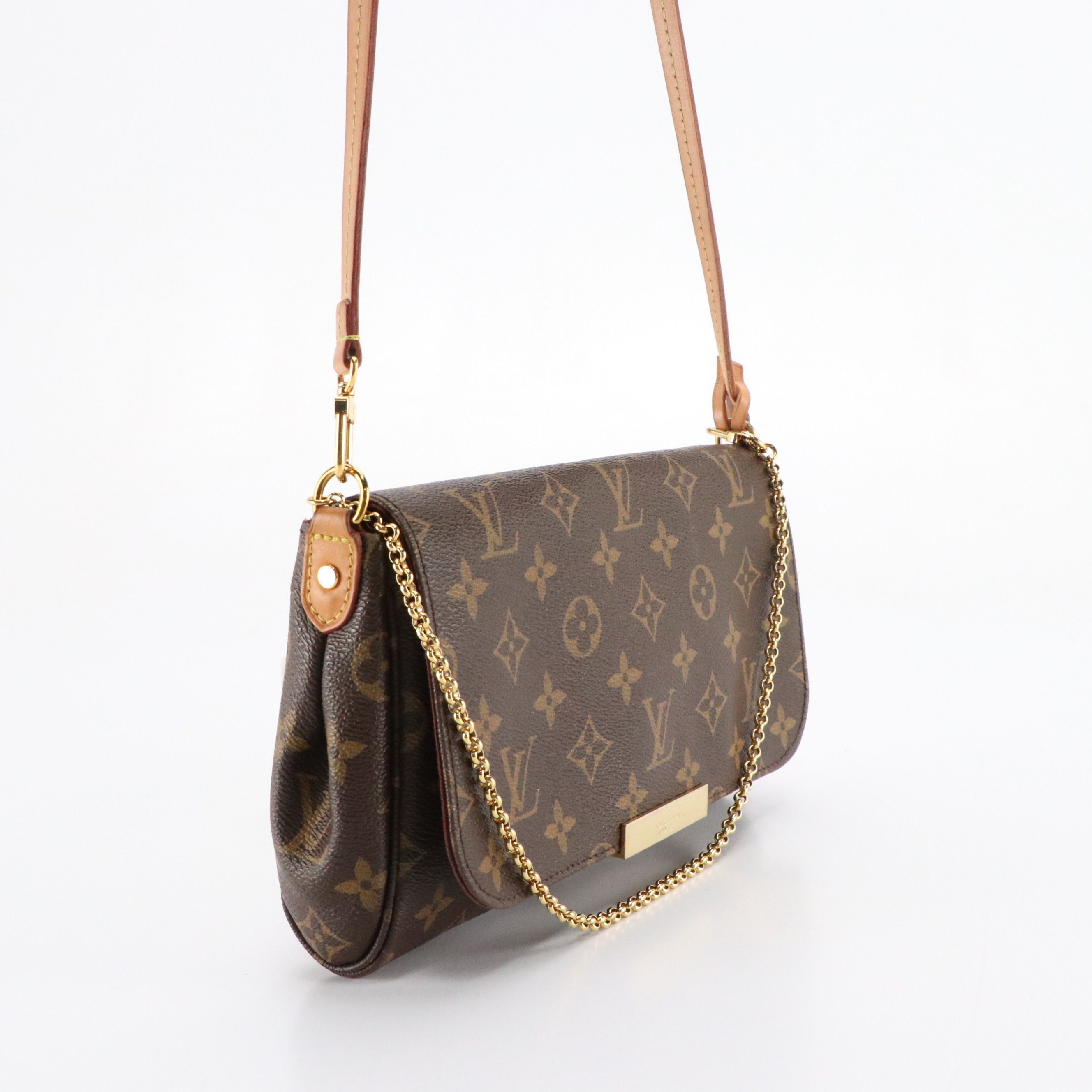 Louis Vuitton Favorite MM Bag in Monogram Canvas