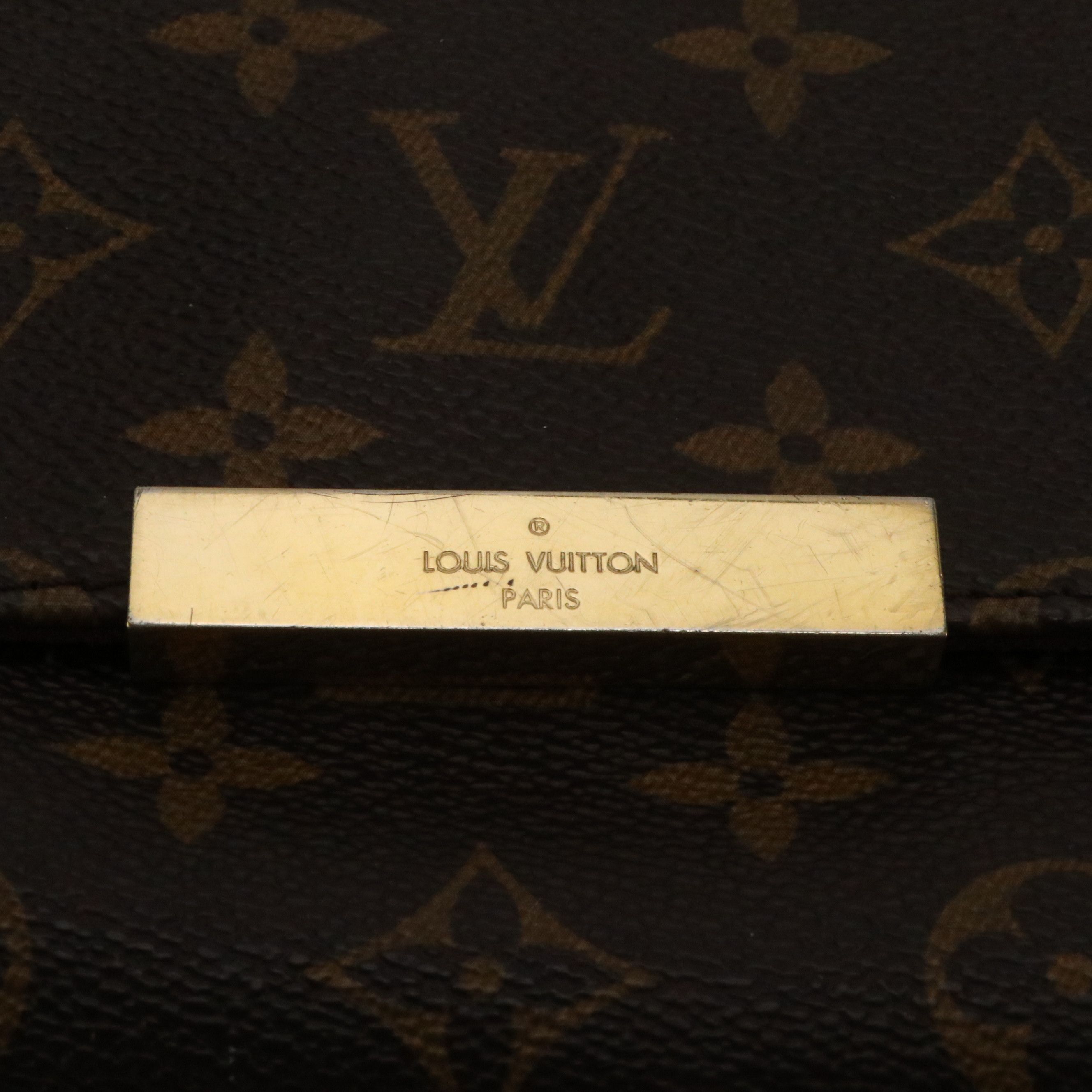 Louis Vuitton Favorite MM Bag in Monogram Canvas