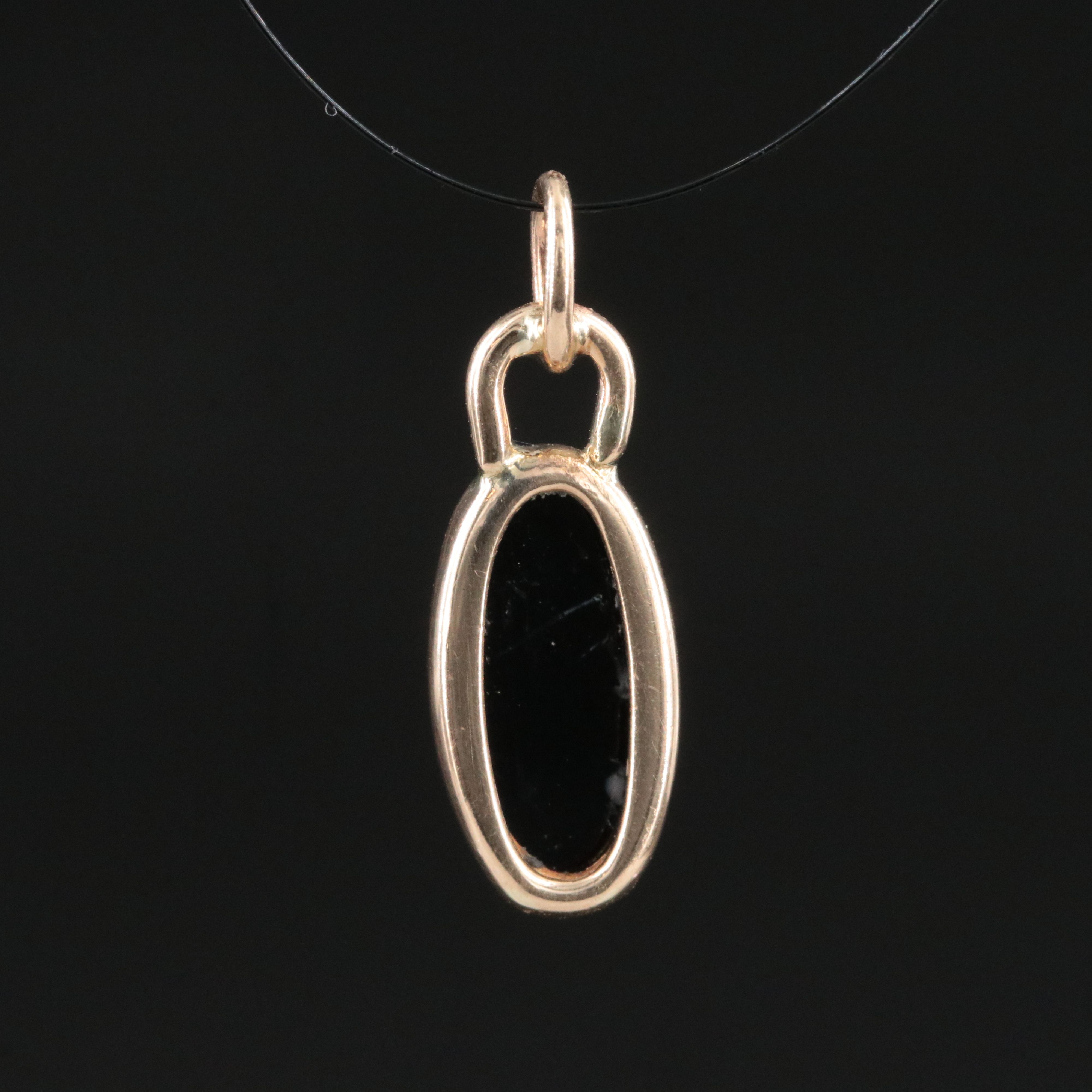 14K Black Onyx Oval Pendant