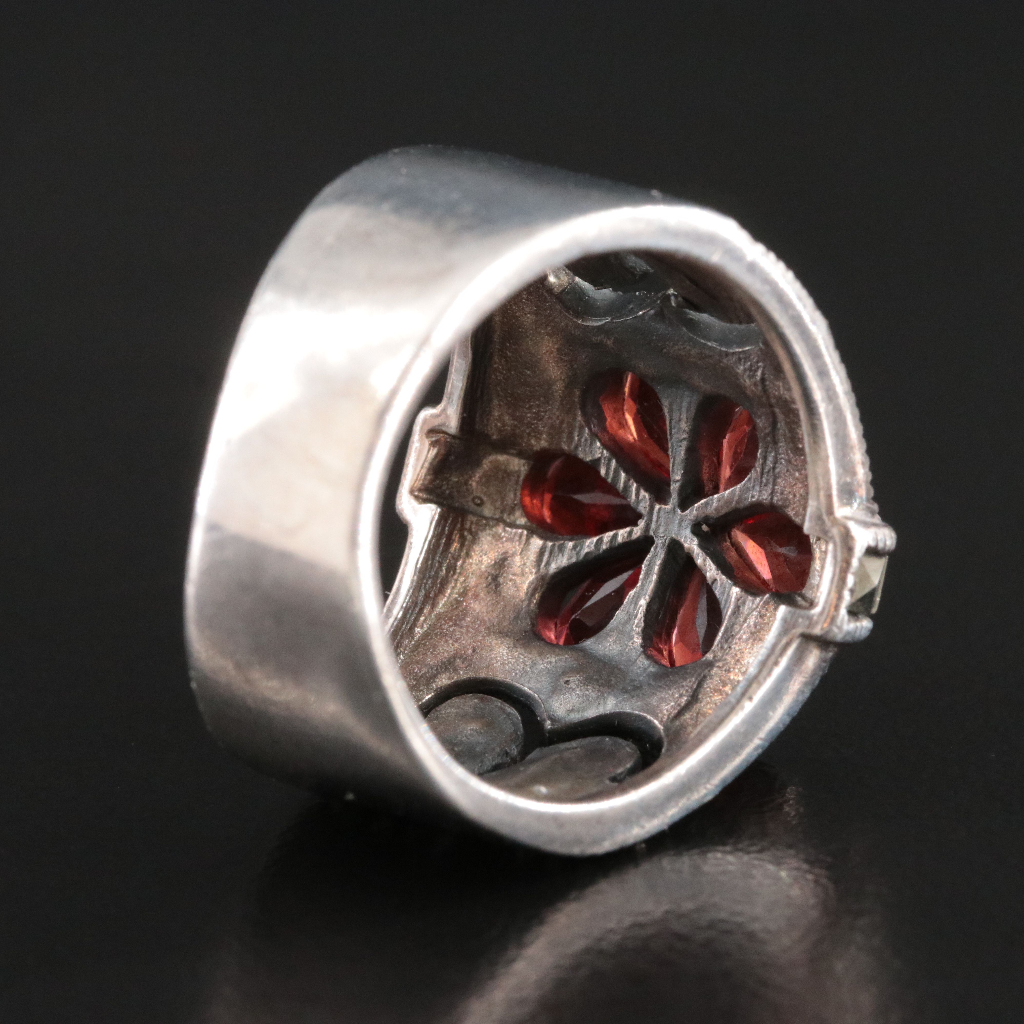Sterling Garnet and Marcasite Ring
