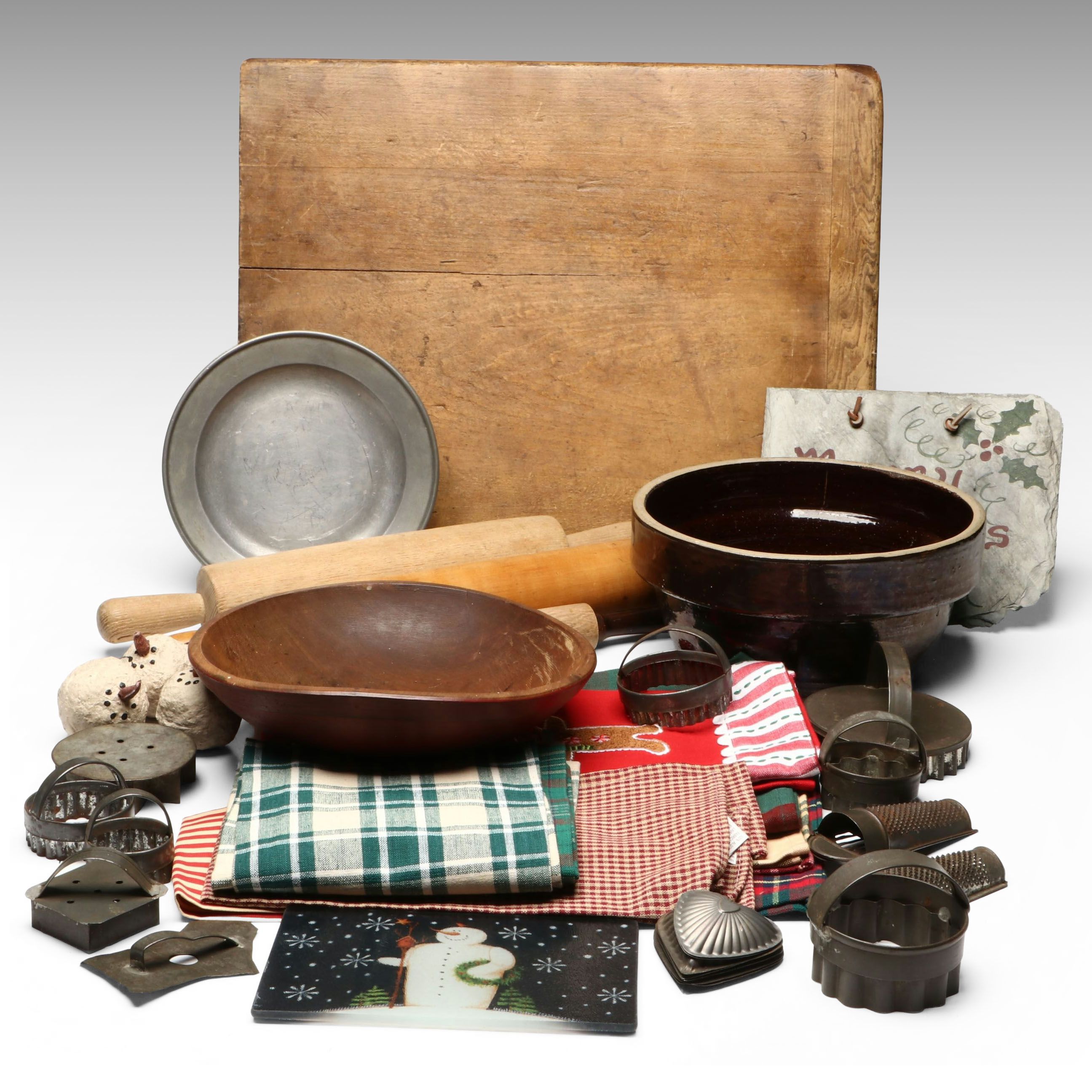 Cotton and Polyester Christmas Kitchen Towels with More Kitchenware