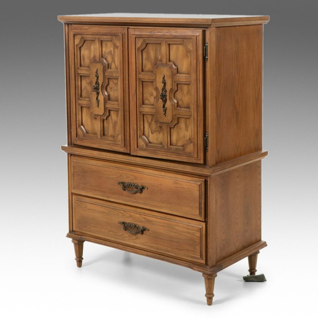 Mediterranean Revival "Camello" Door Chest, Mid to Late 20th Century