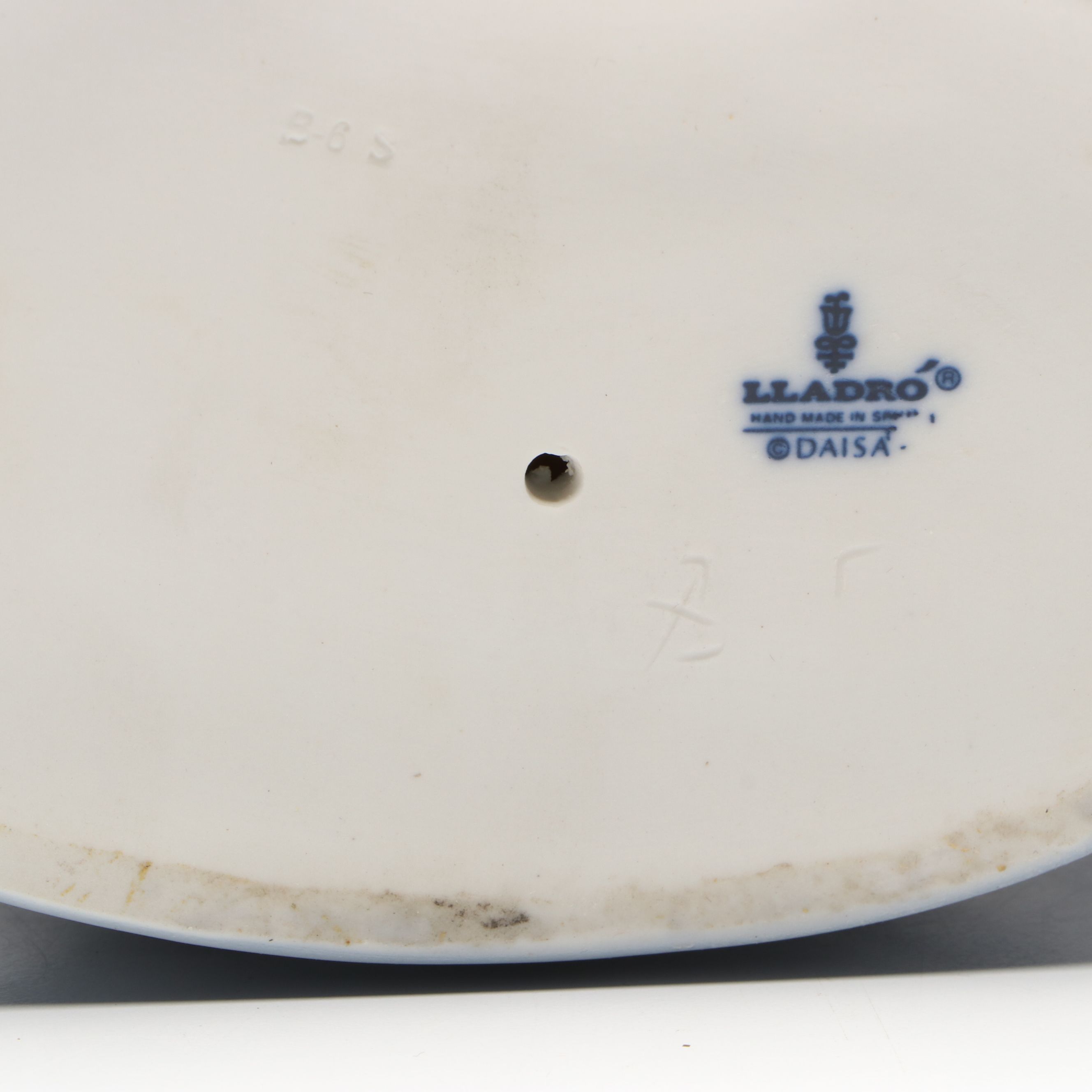 Lladró "Madonna Head" Porcelain Figurine Designed by Vincente Martinez