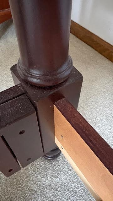 Vaughan-Bassett Cherry Finish Mission Style Slat Four-Poster Bed