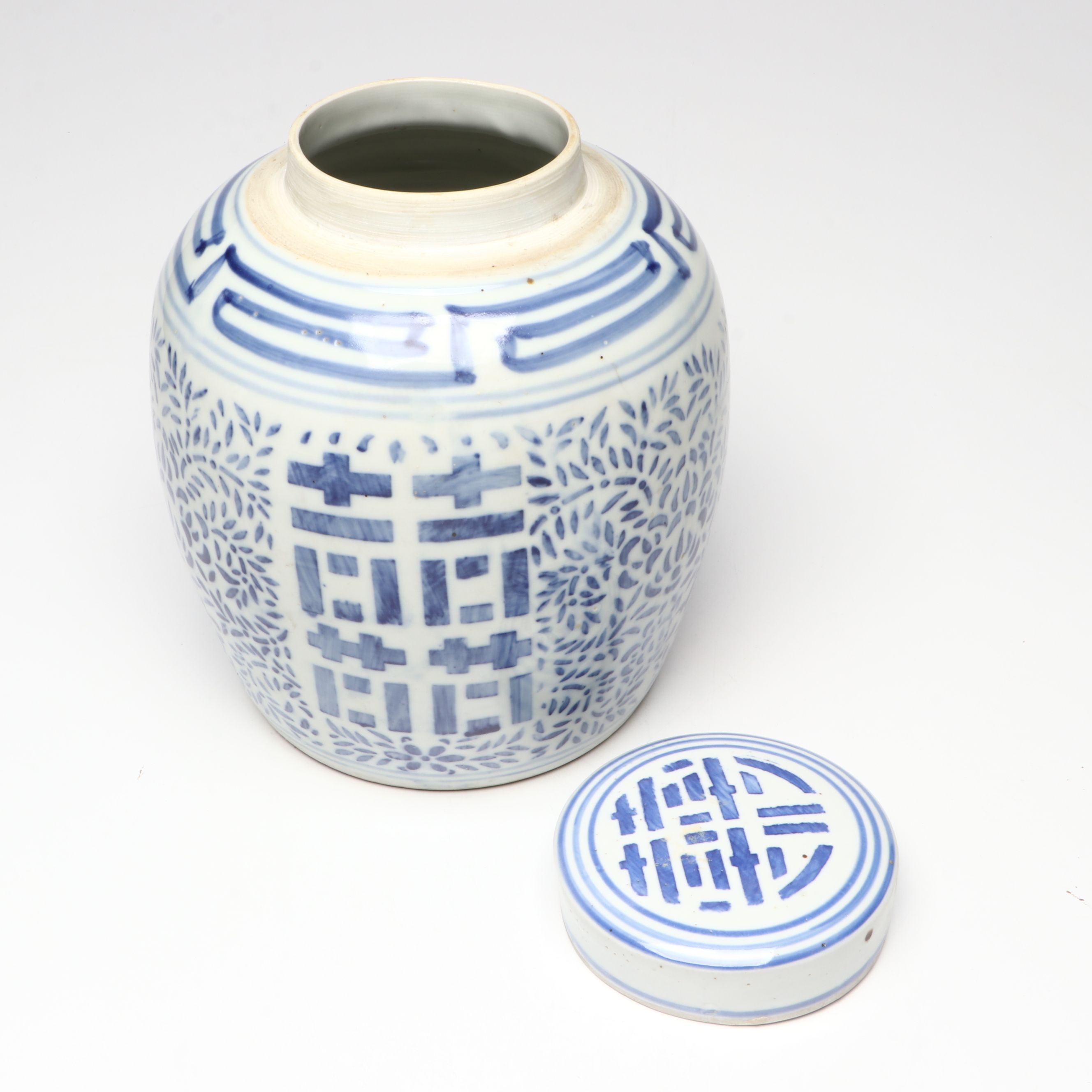 Chinese Blue and White Ceramic Ginger Jar with Other Enameled Polychrome Bowl