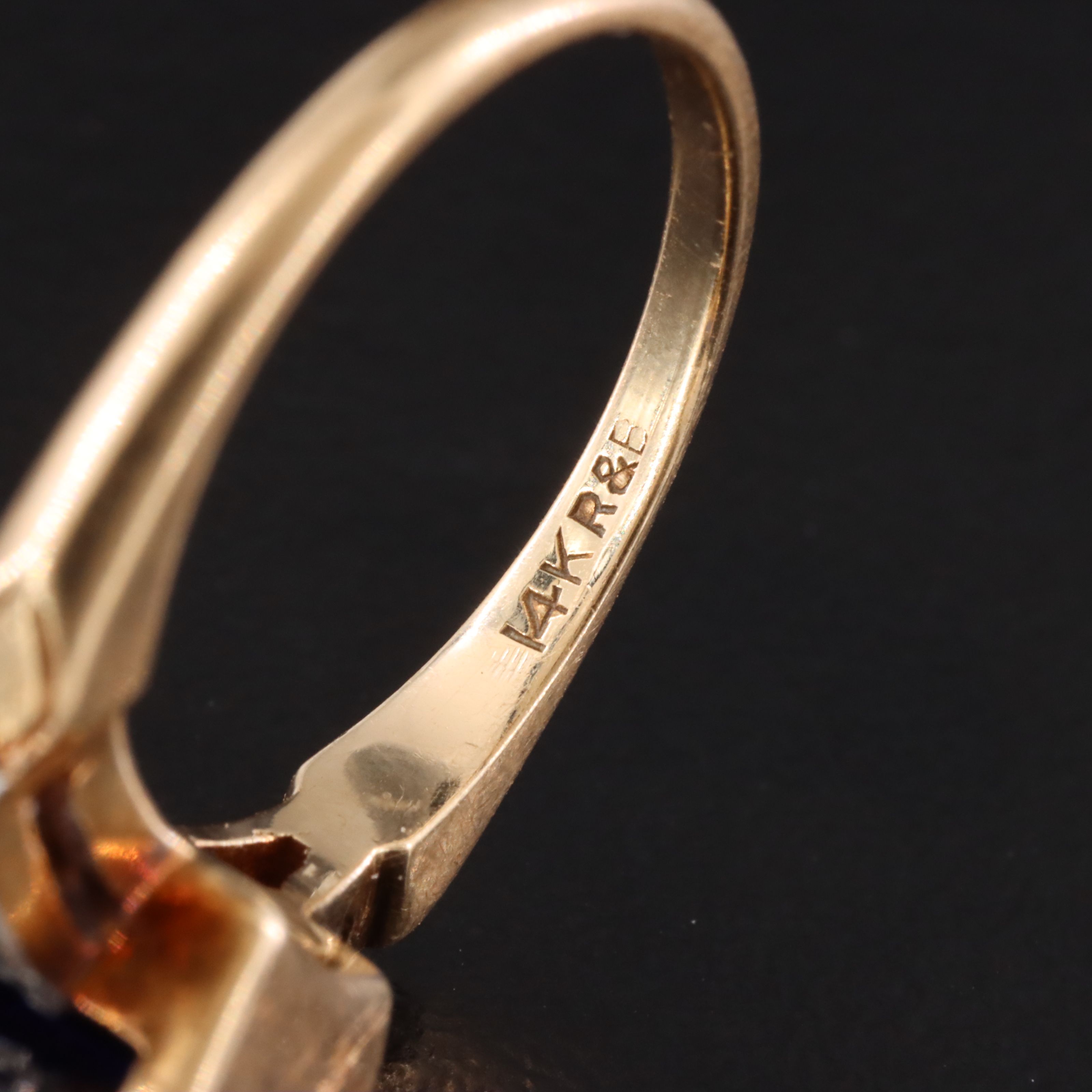 Vintage 14K Sapphire and Diamond Ring with Platinum Accent