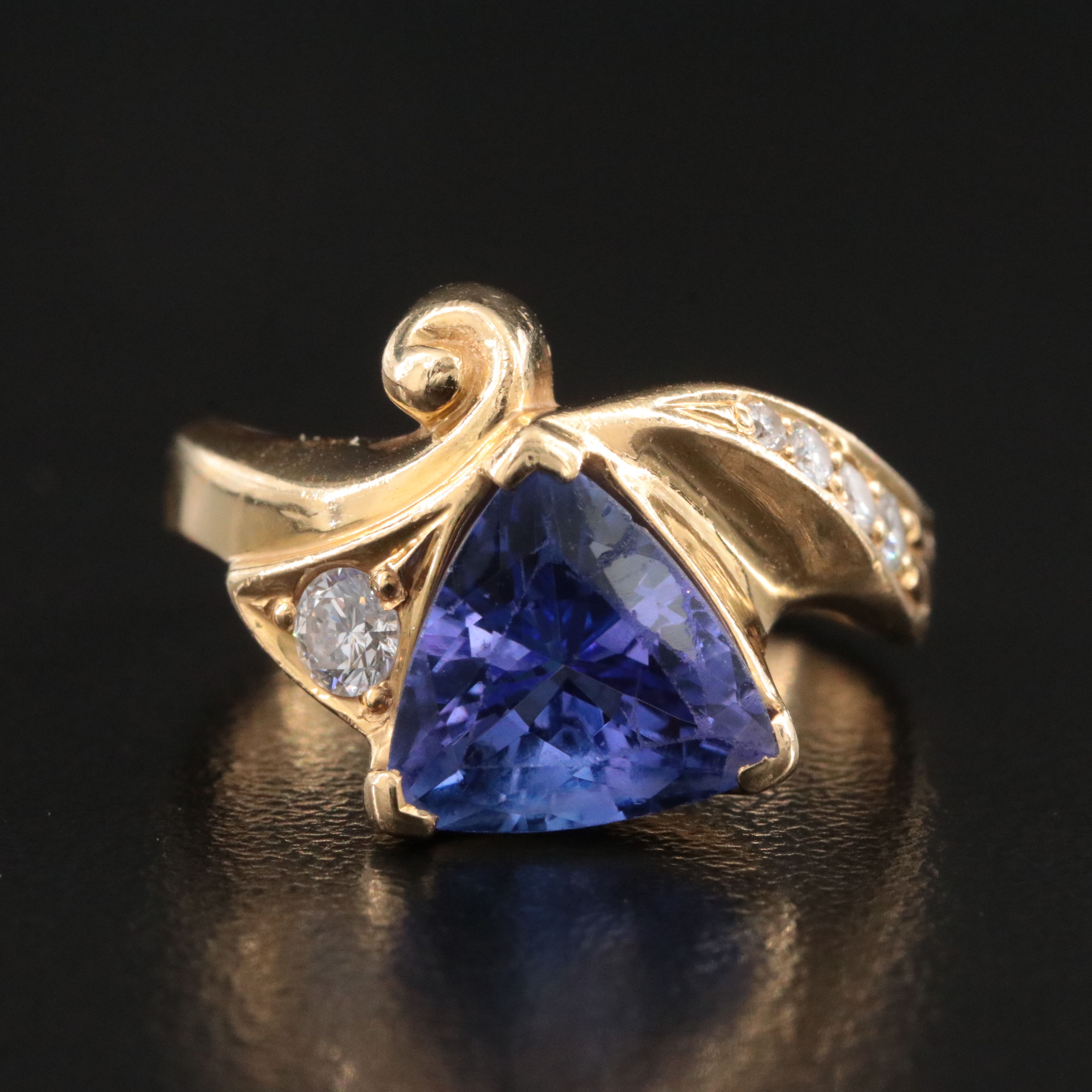18K Tanzanite and Diamond Ring