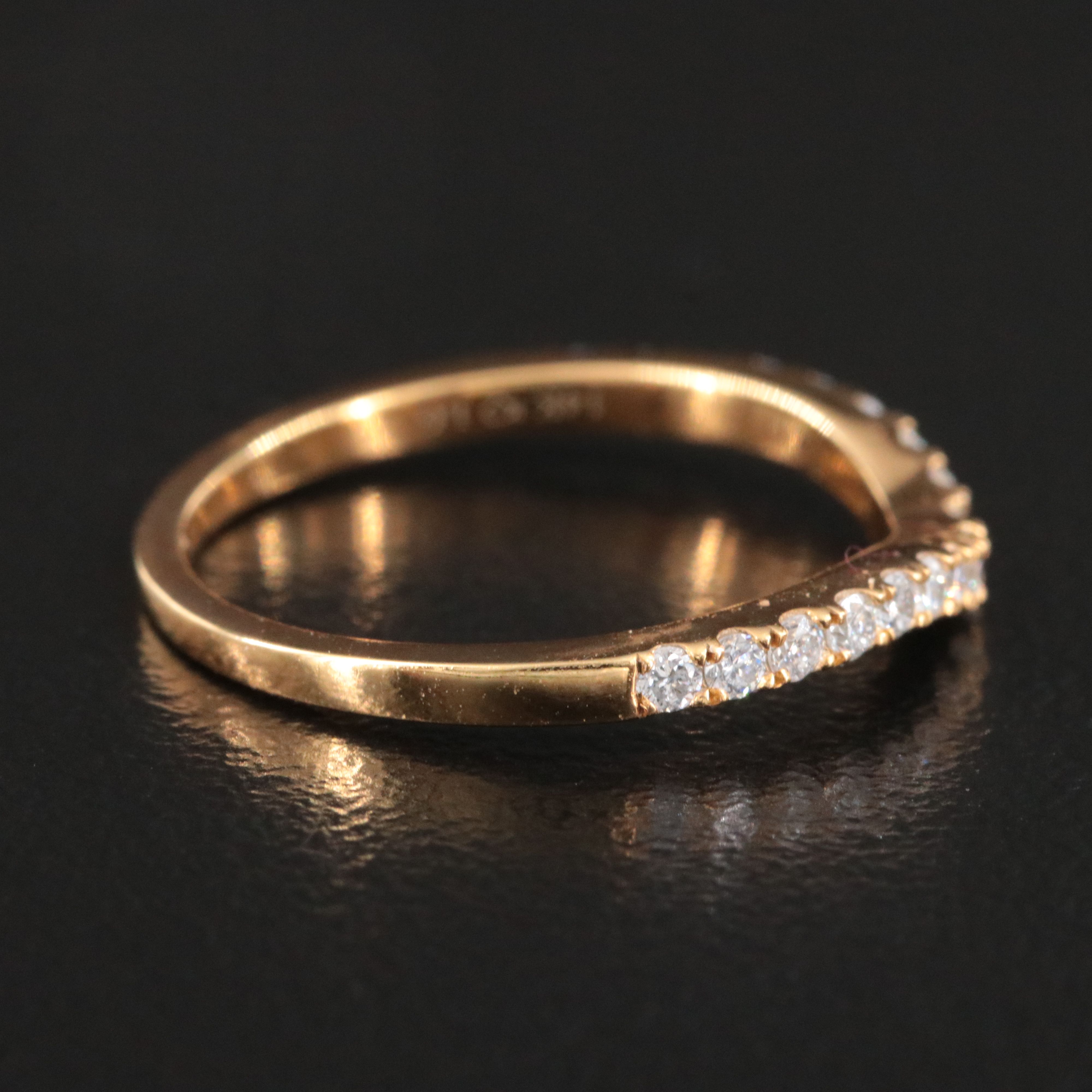 14K 0.26 CTW Diamond Contour Band