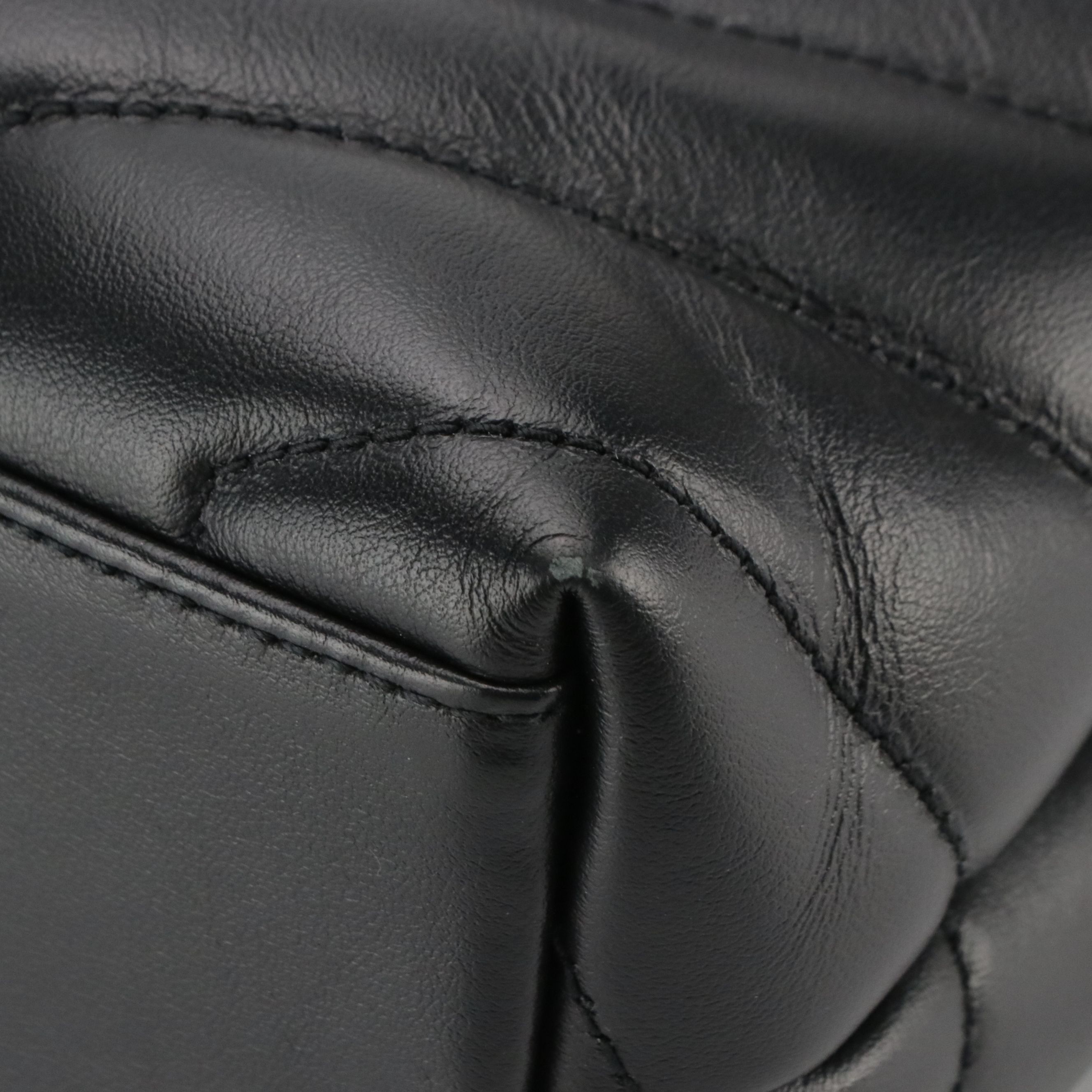 Saint Laurent Small Loulou Shoulder Bag in Black in Matelassé Calfskin Leather