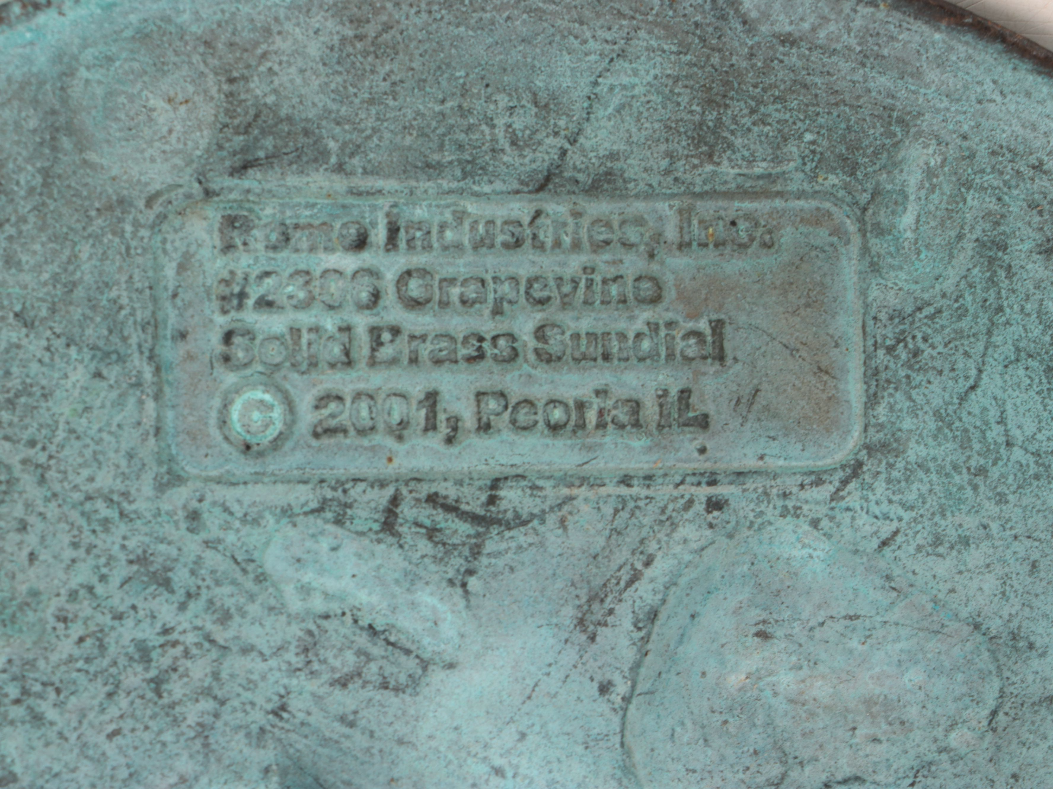 Copper Finish Sun Face Garden Décor with Grapevine Decorative Sun Dial