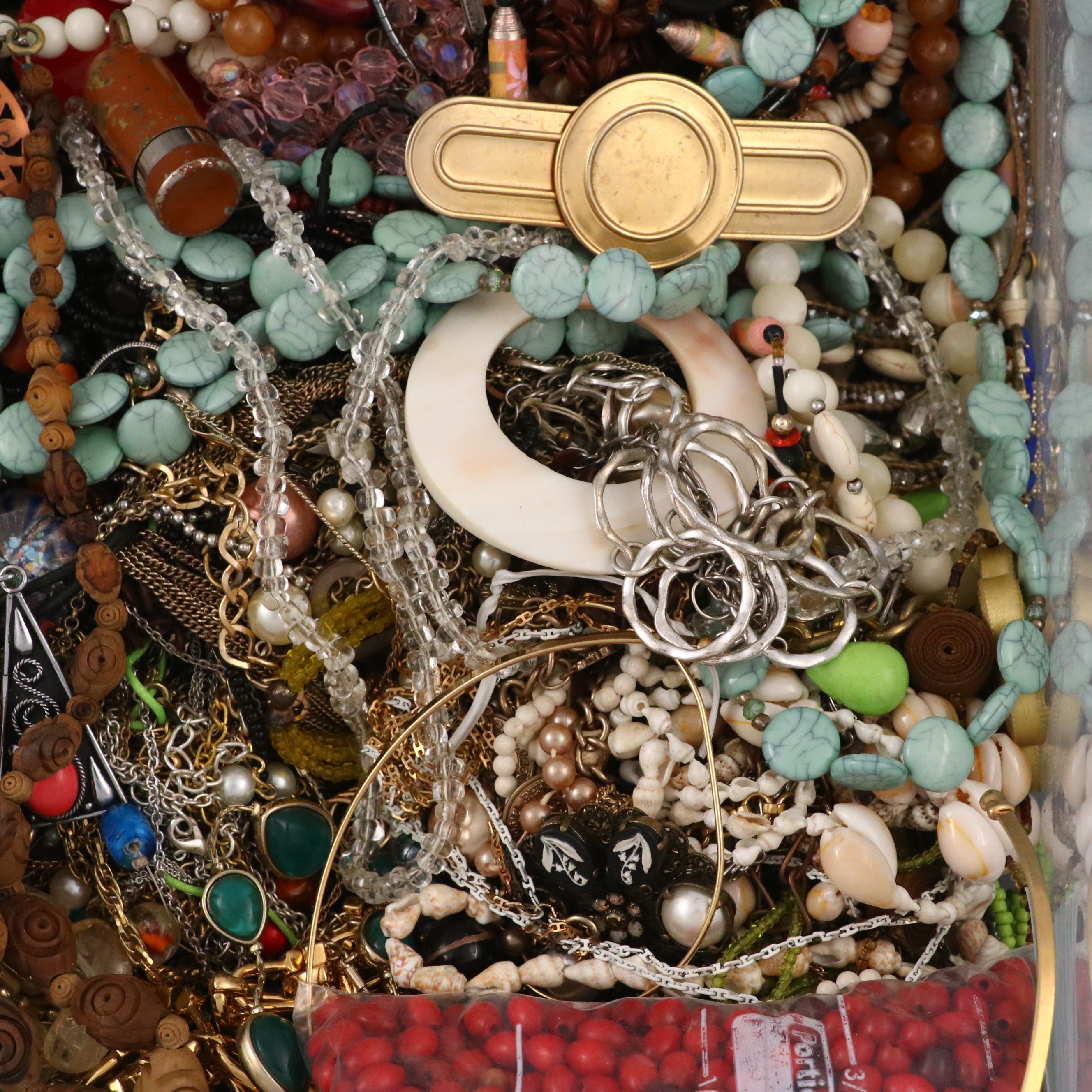 Uncommon Discoveries: Craft Jewelry Collection