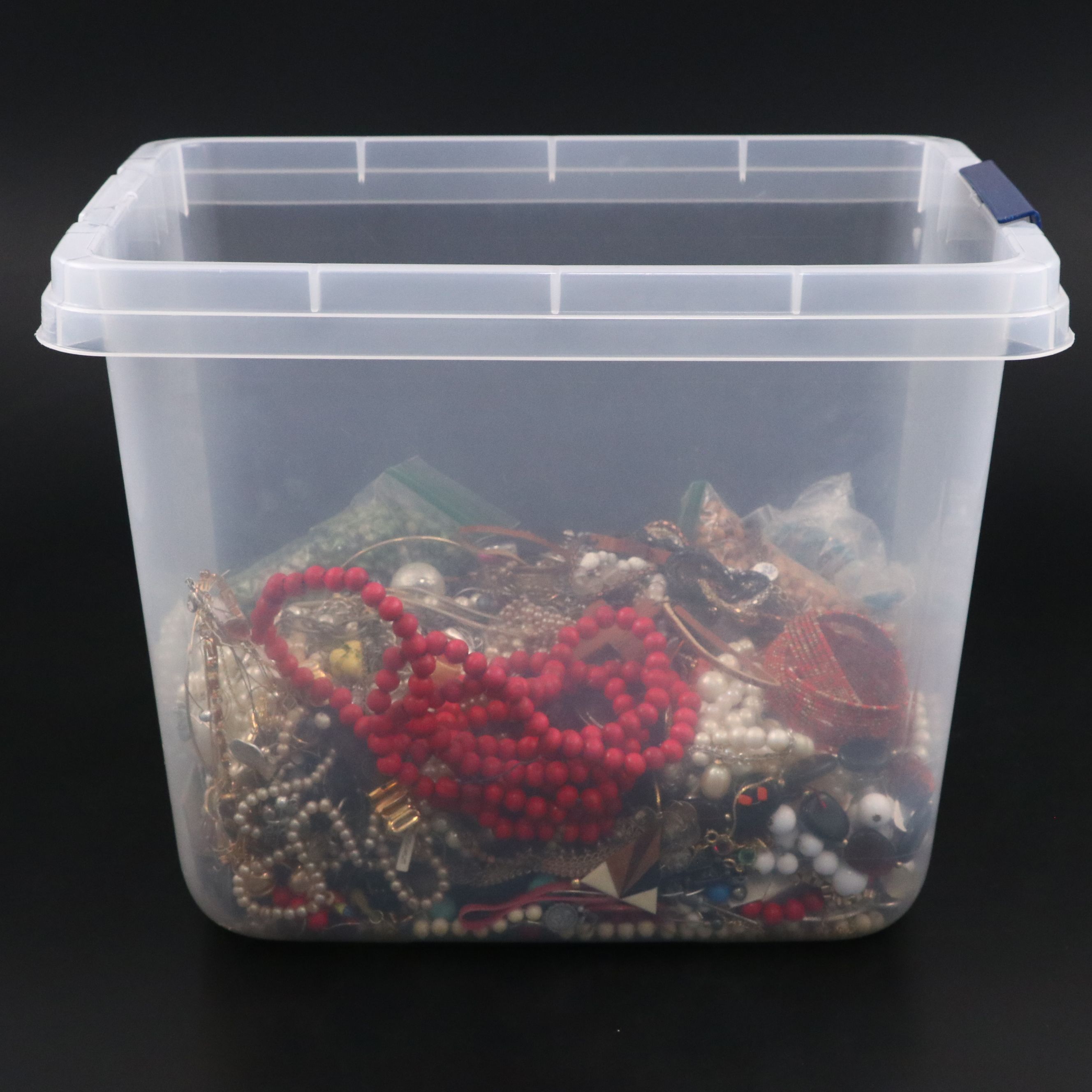 Uncommon Discoveries: Craft Jewelry Collection