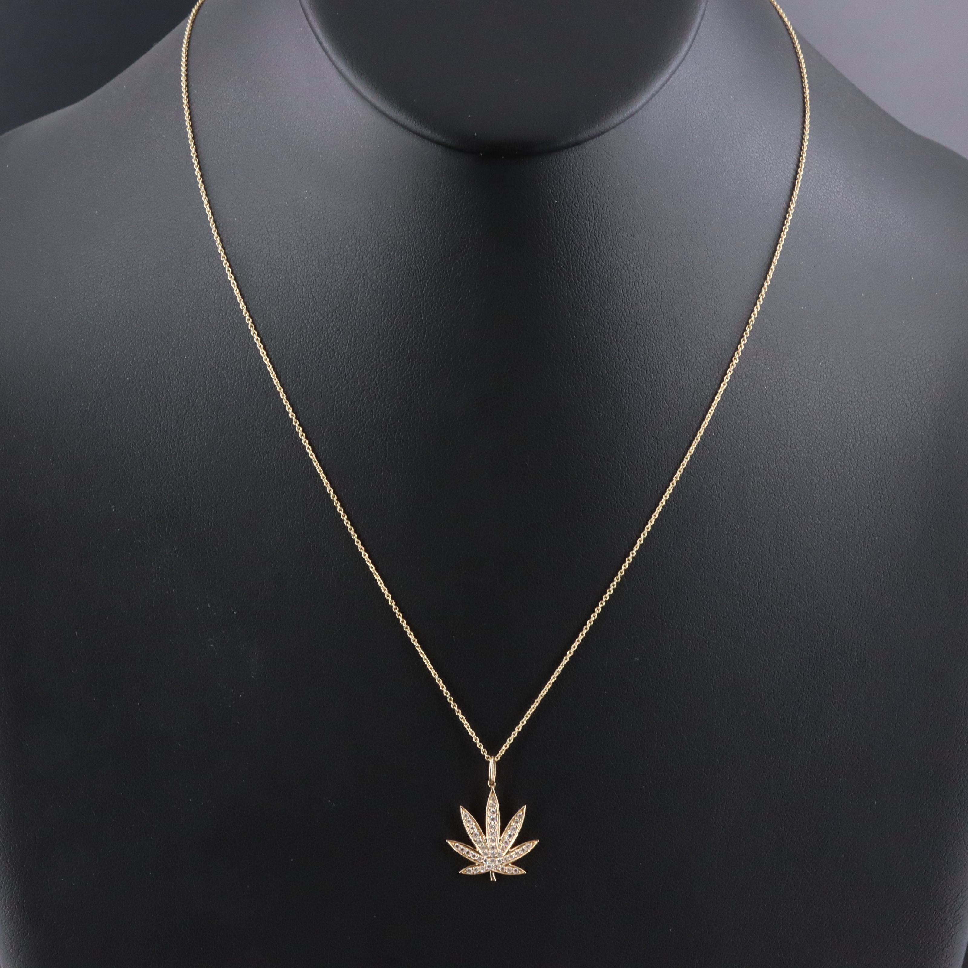 14K 0.27 CTW Diamond Leaf Pendant Necklace