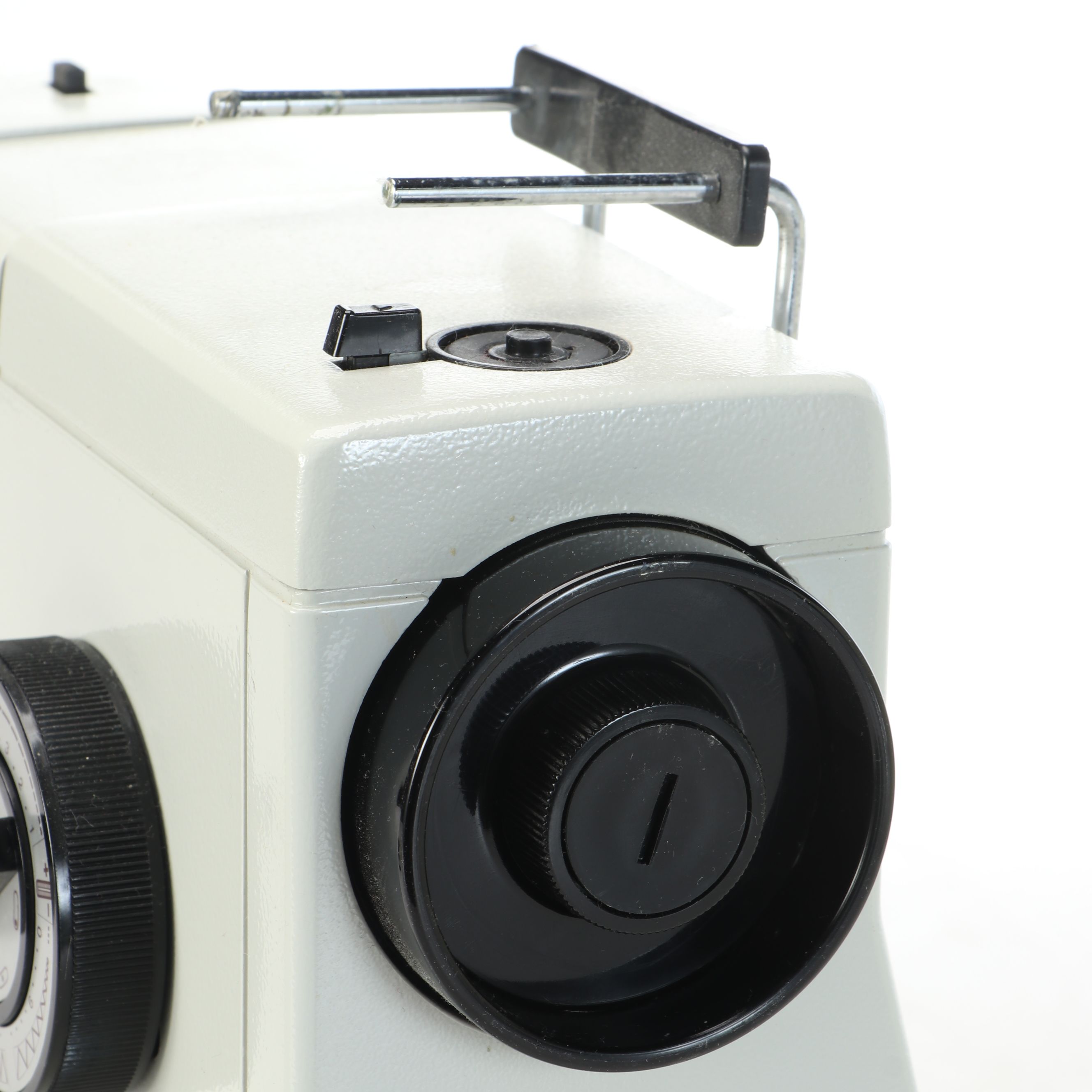 Vintage Pfaff Model 1212 Sewing Machine with Carrying Case and Accessories