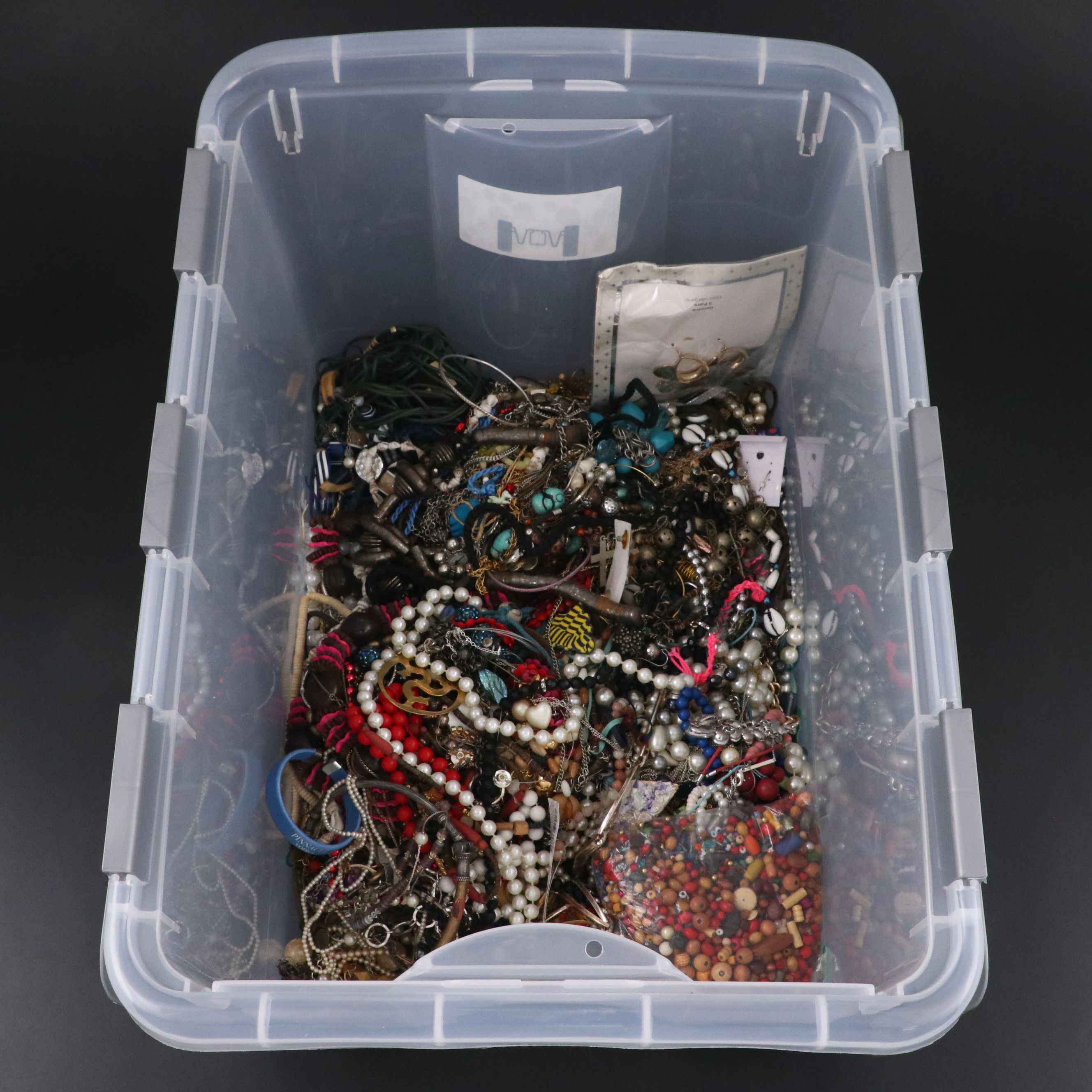 Uncommon Discoveries: Craft Jewelry Collection