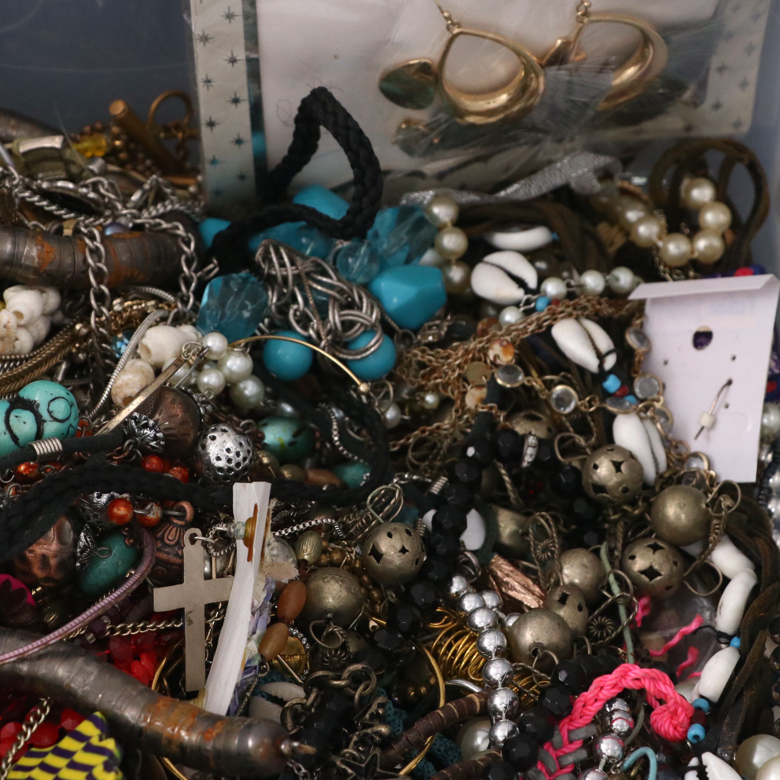 Uncommon Discoveries: Craft Jewelry Collection