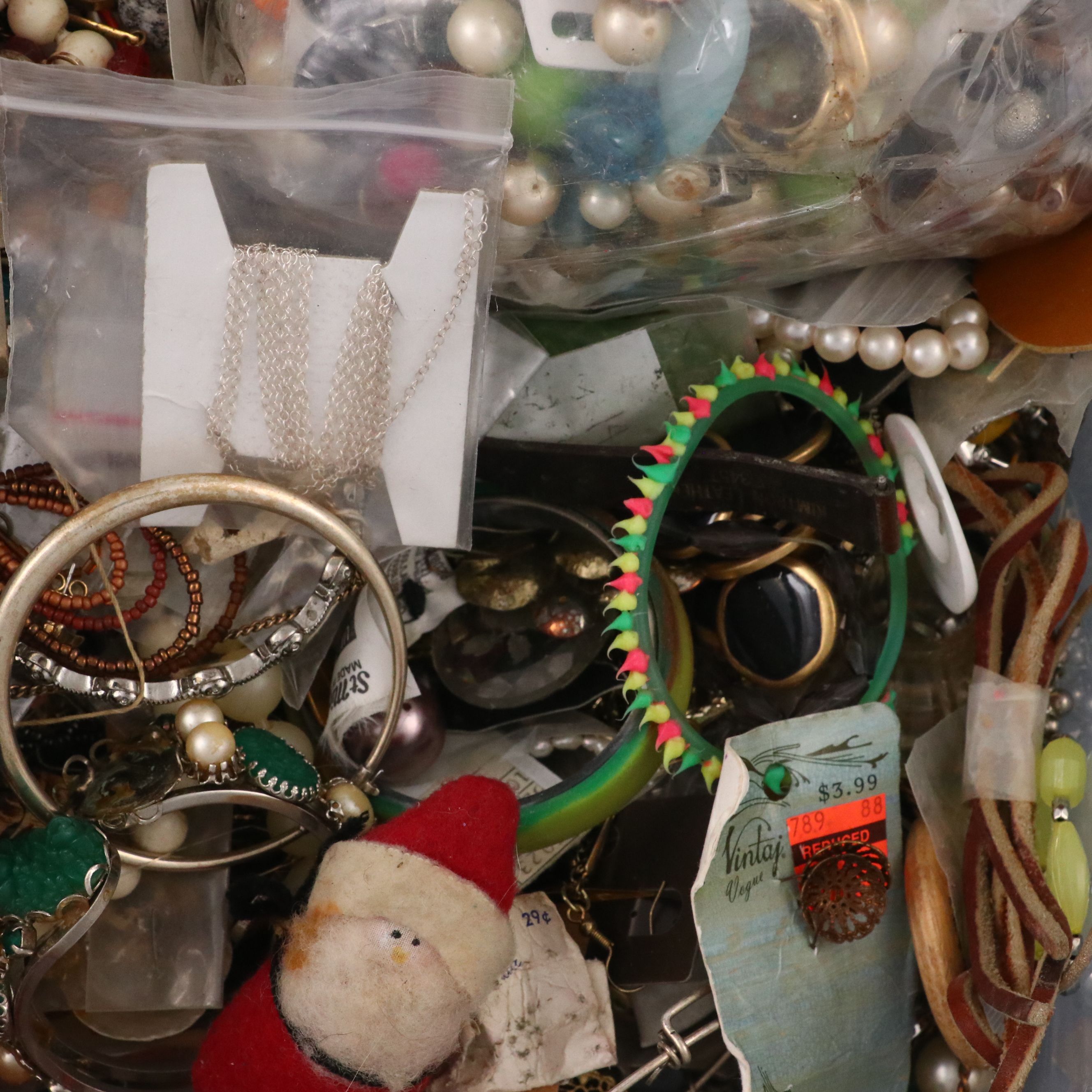 Uncommon Discoveries: Craft Jewelry Collection