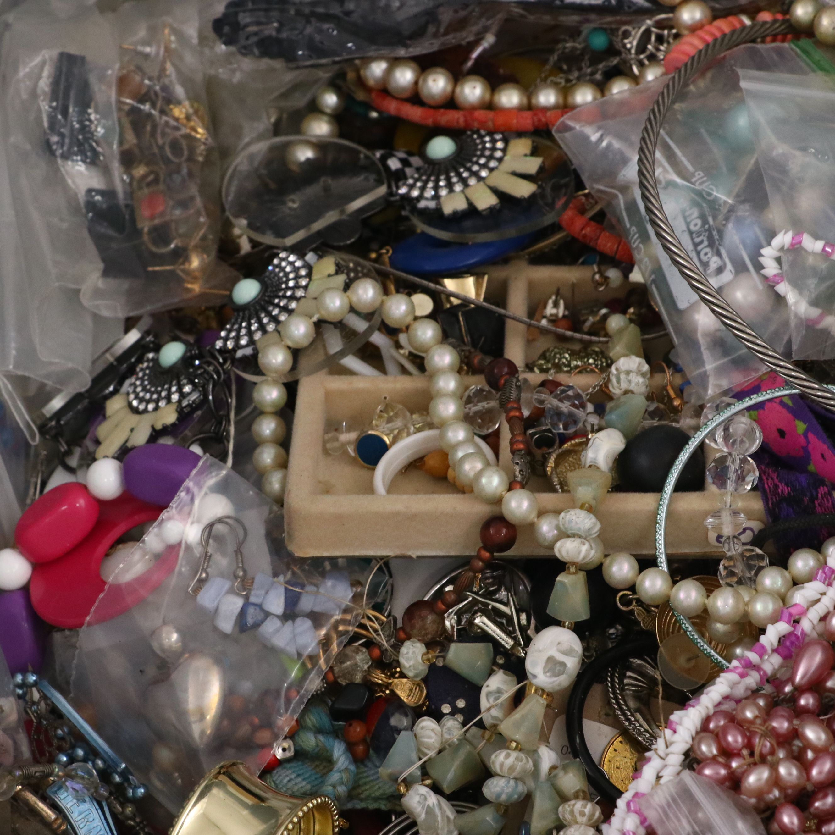 Uncommon Discoveries: Craft Jewelry Collection