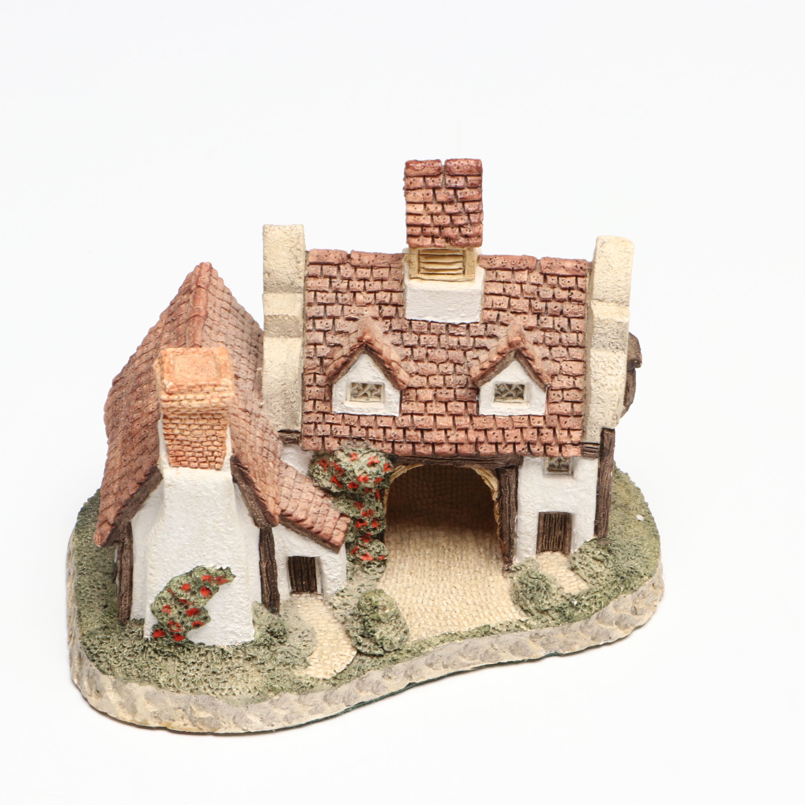 Lilliput Lane, David Winter and John Hine Resin House Figurines