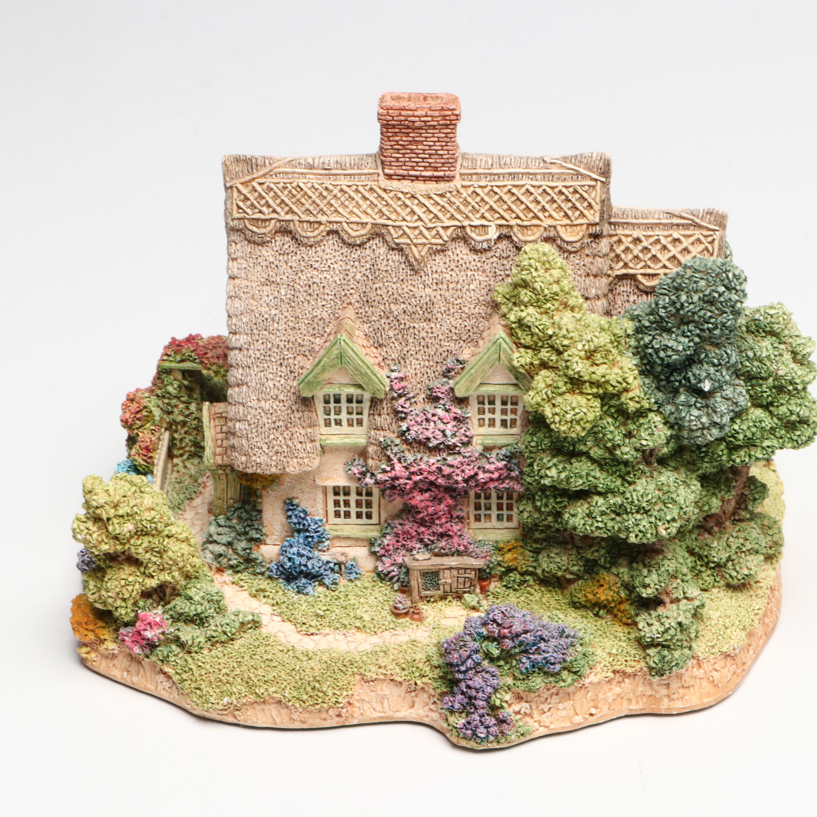 Lilliput Lane, David Winter and John Hine Resin House Figurines