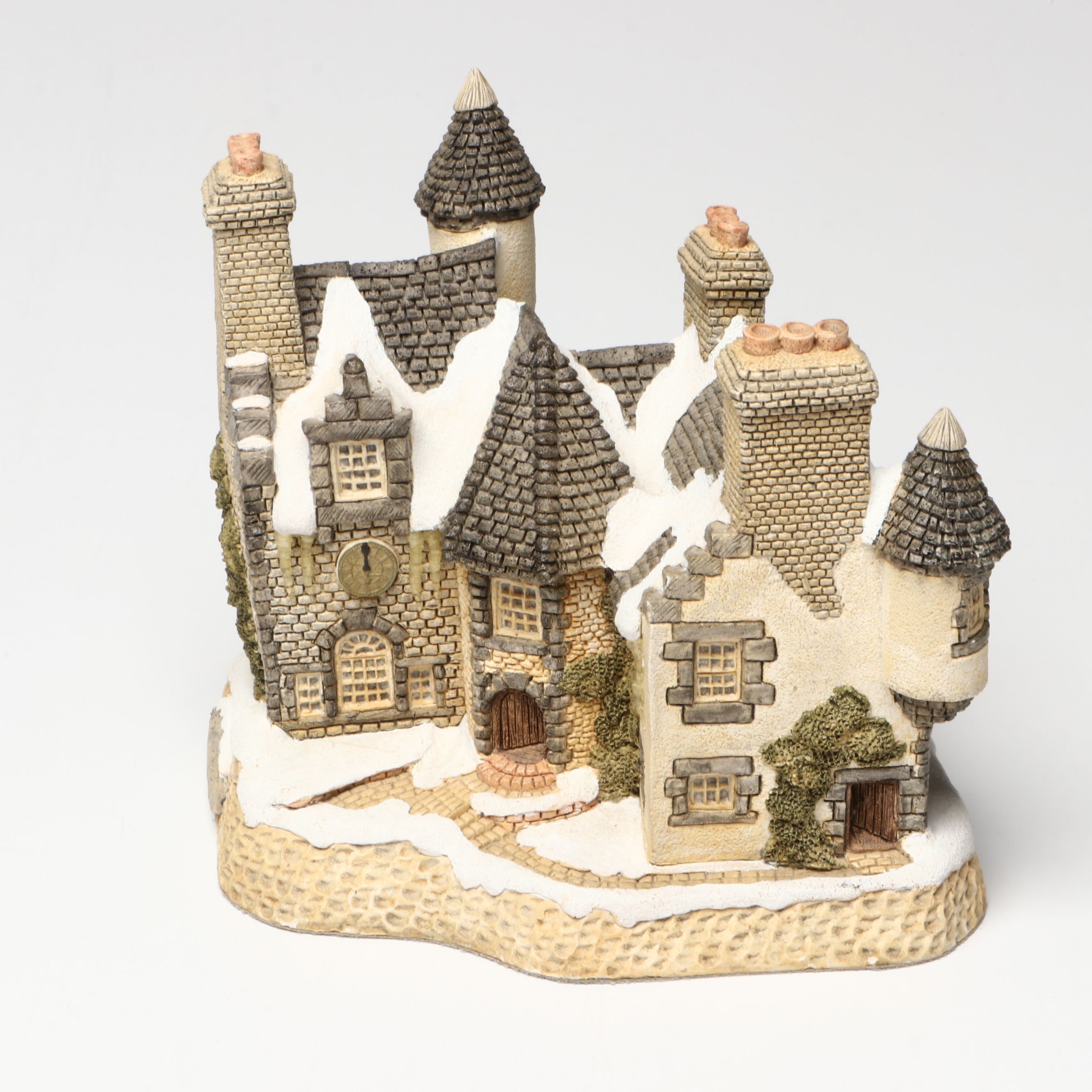 Lilliput Lane, David Winter and John Hine Resin House Figurines
