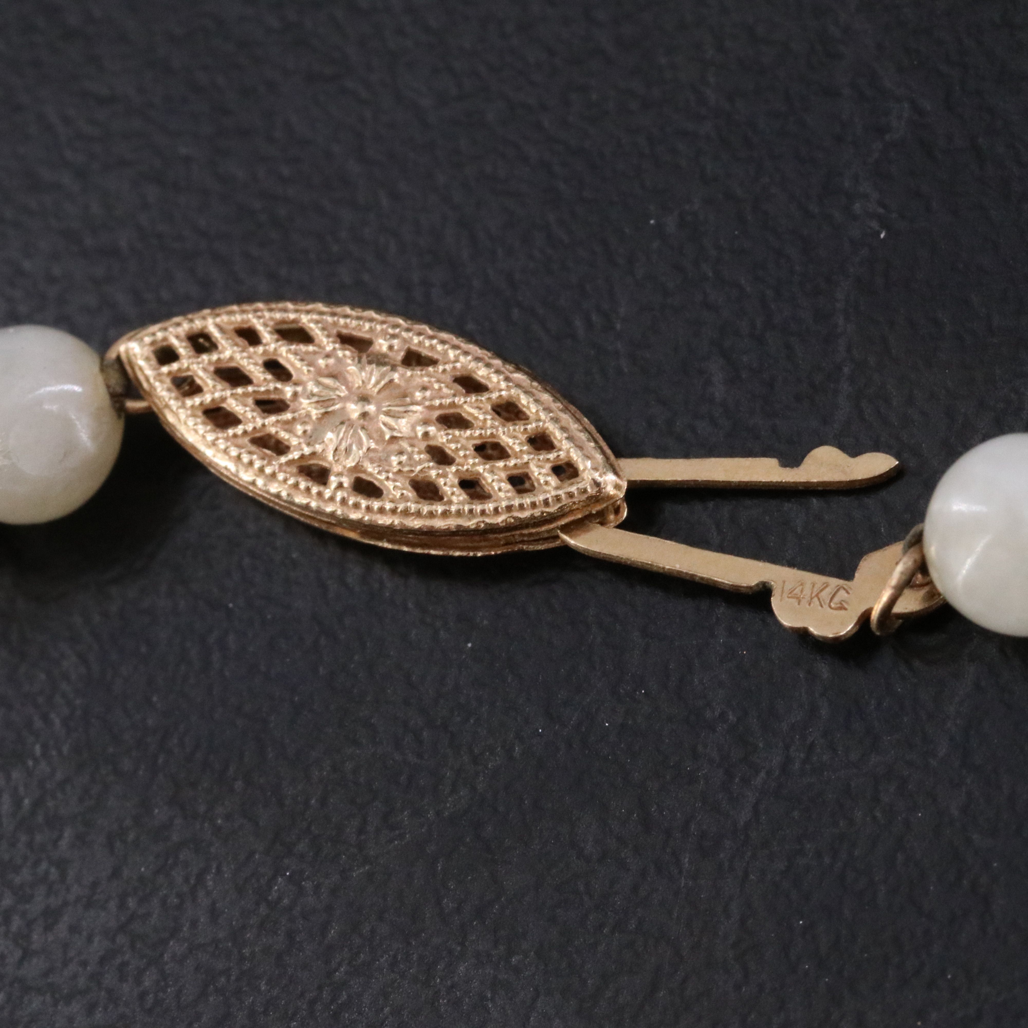 14K Jadeite, Agate, and Jasper Graduated Bead Necklace