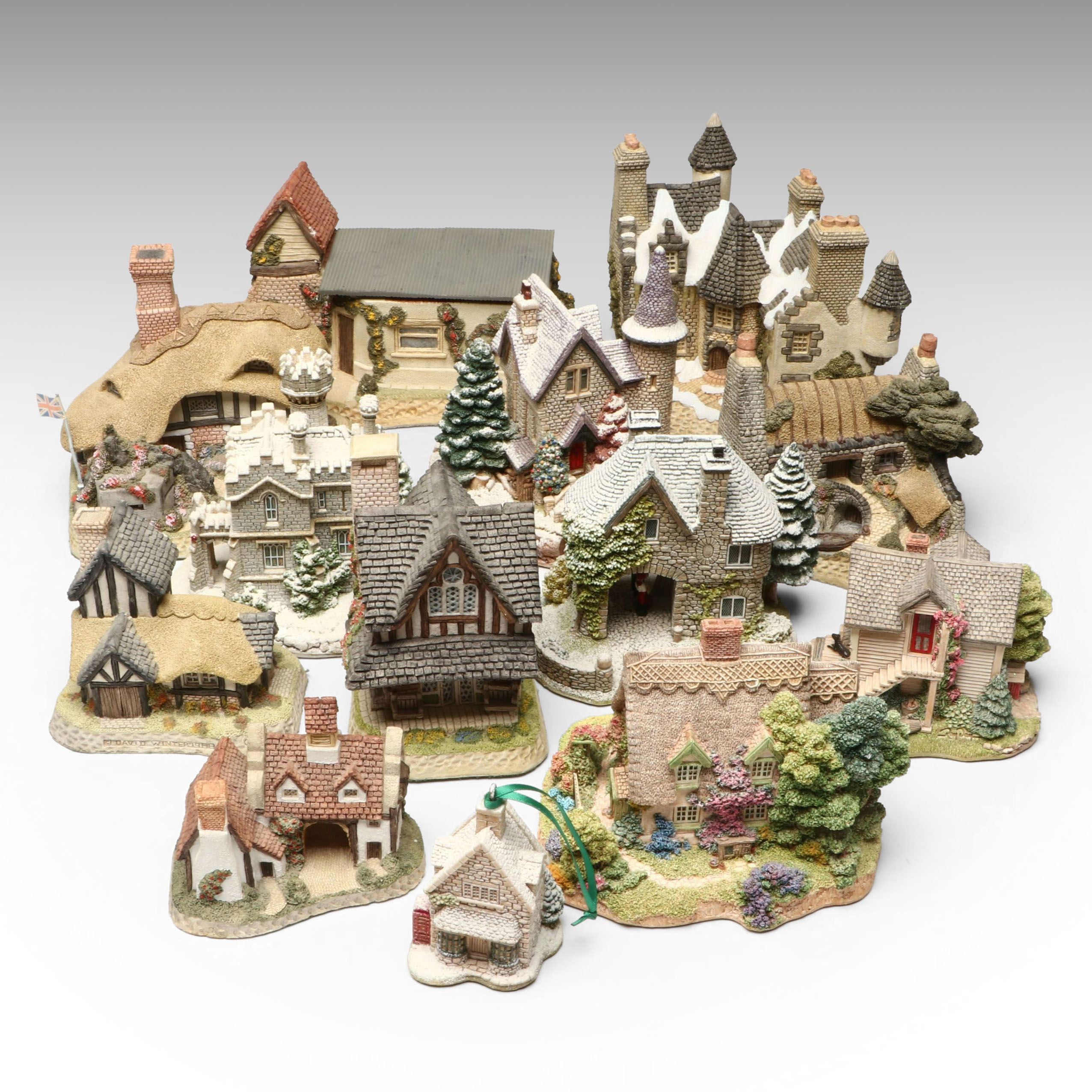 Lilliput Lane, David Winter and John Hine Resin House Figurines