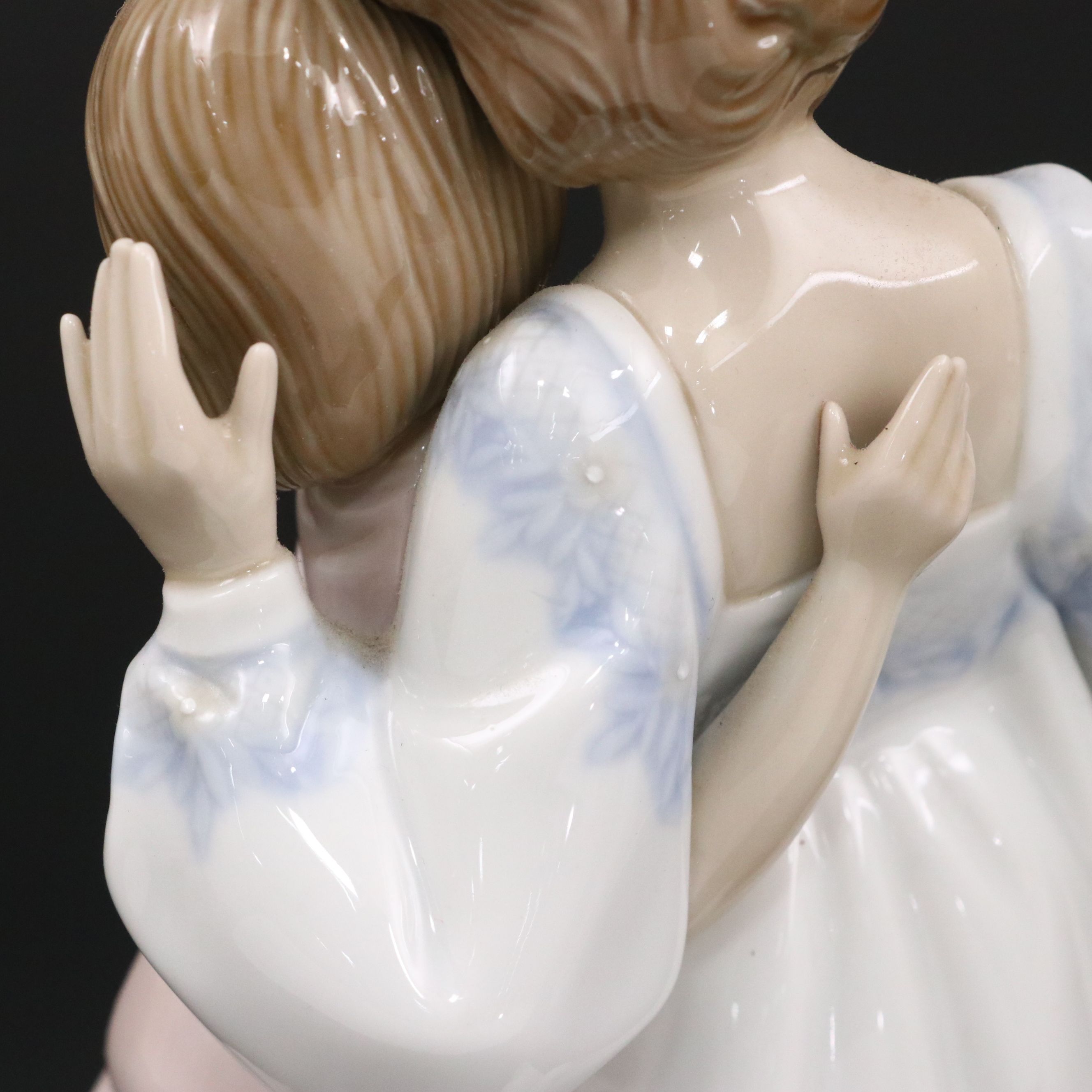 Lladró "Good Night" and "Bath Time" Porcelain Figures