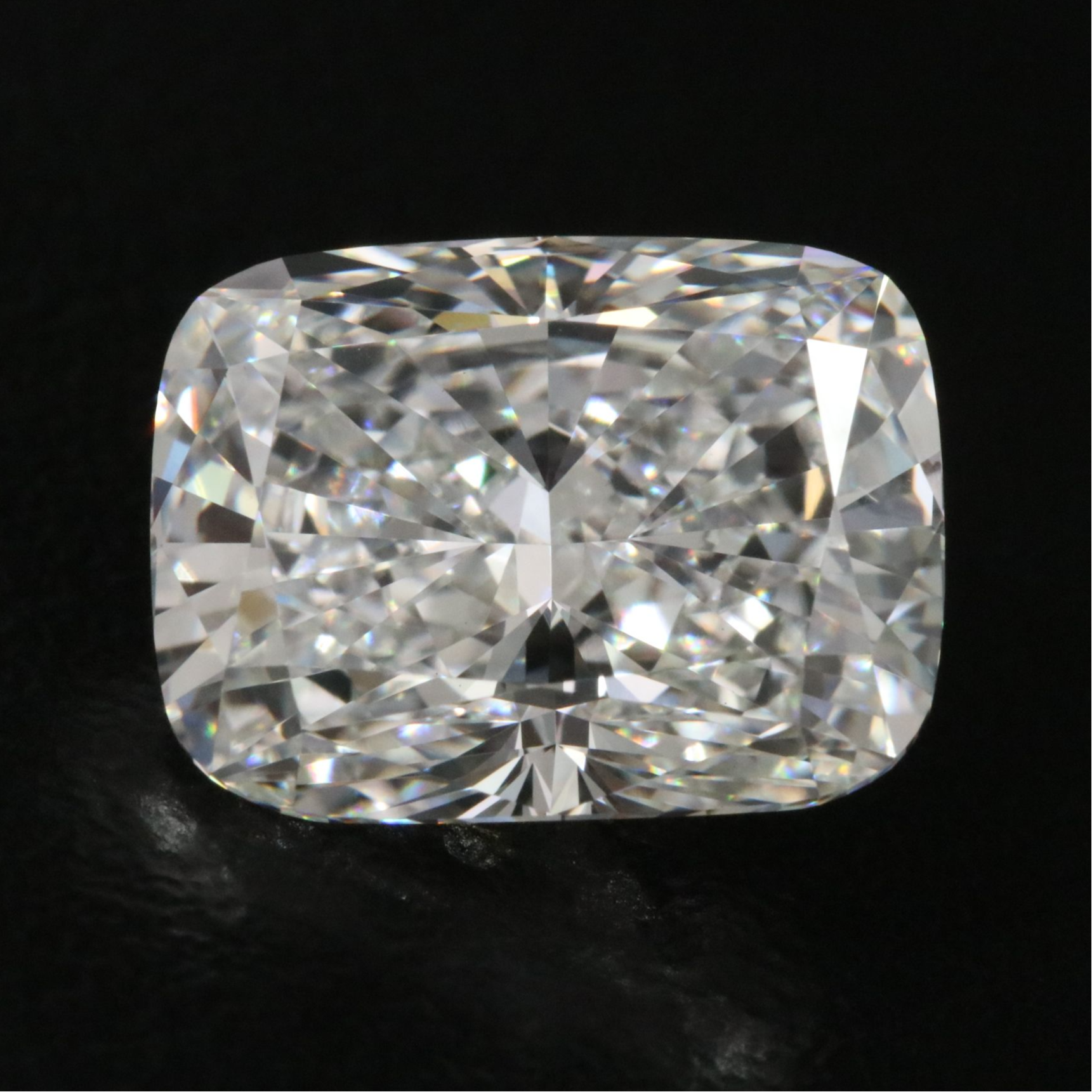 Loose 4.05 CT Lab Grown Diamond with IGI Report