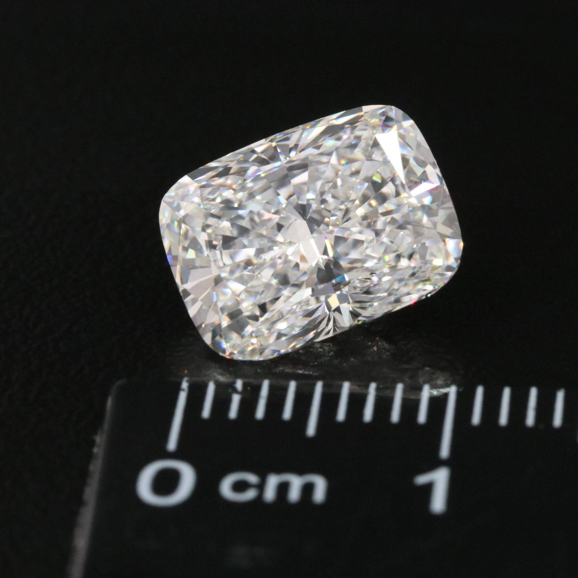Loose 4.05 CT Lab Grown Diamond with IGI Report