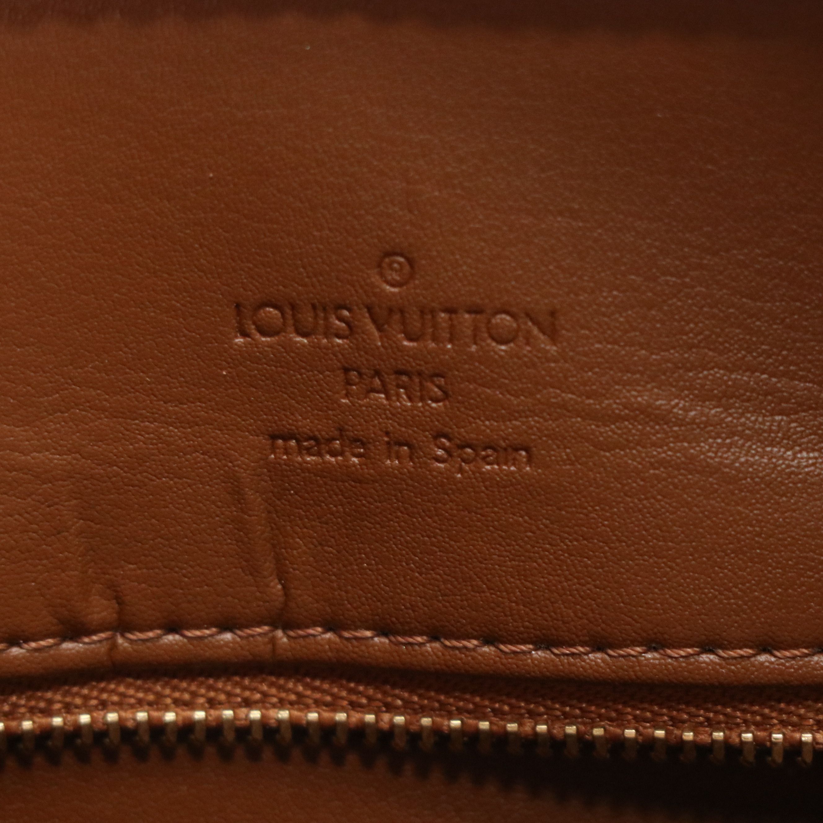 Louis Vuitton Houston Shoulder Bag in Bronze Monogram Vernis Leather