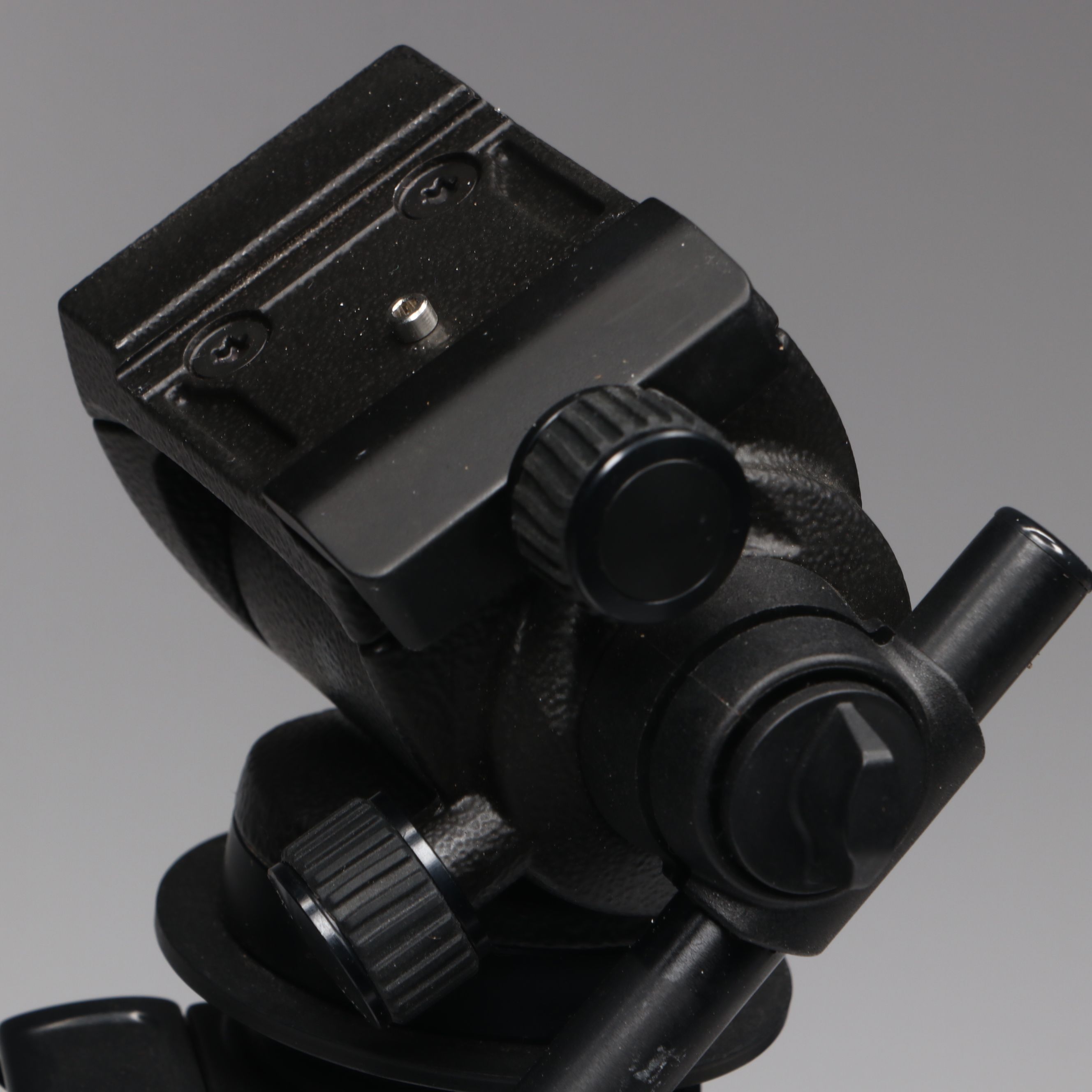 Swarovski Optik ATS 65 HD Spotting Scope with Stand