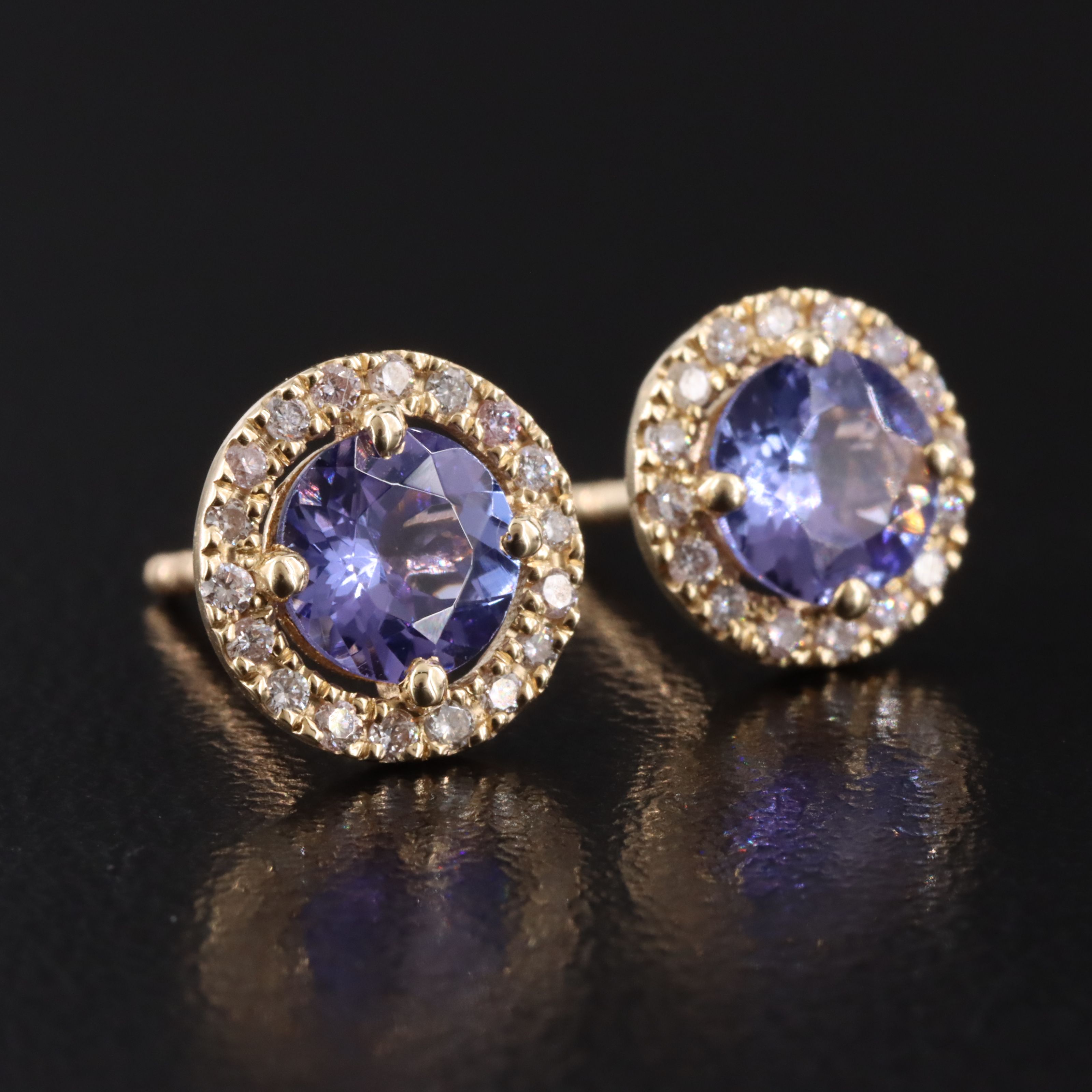 14K Tanzanite and Diamond Ring Including Fancy Pink Diamonds