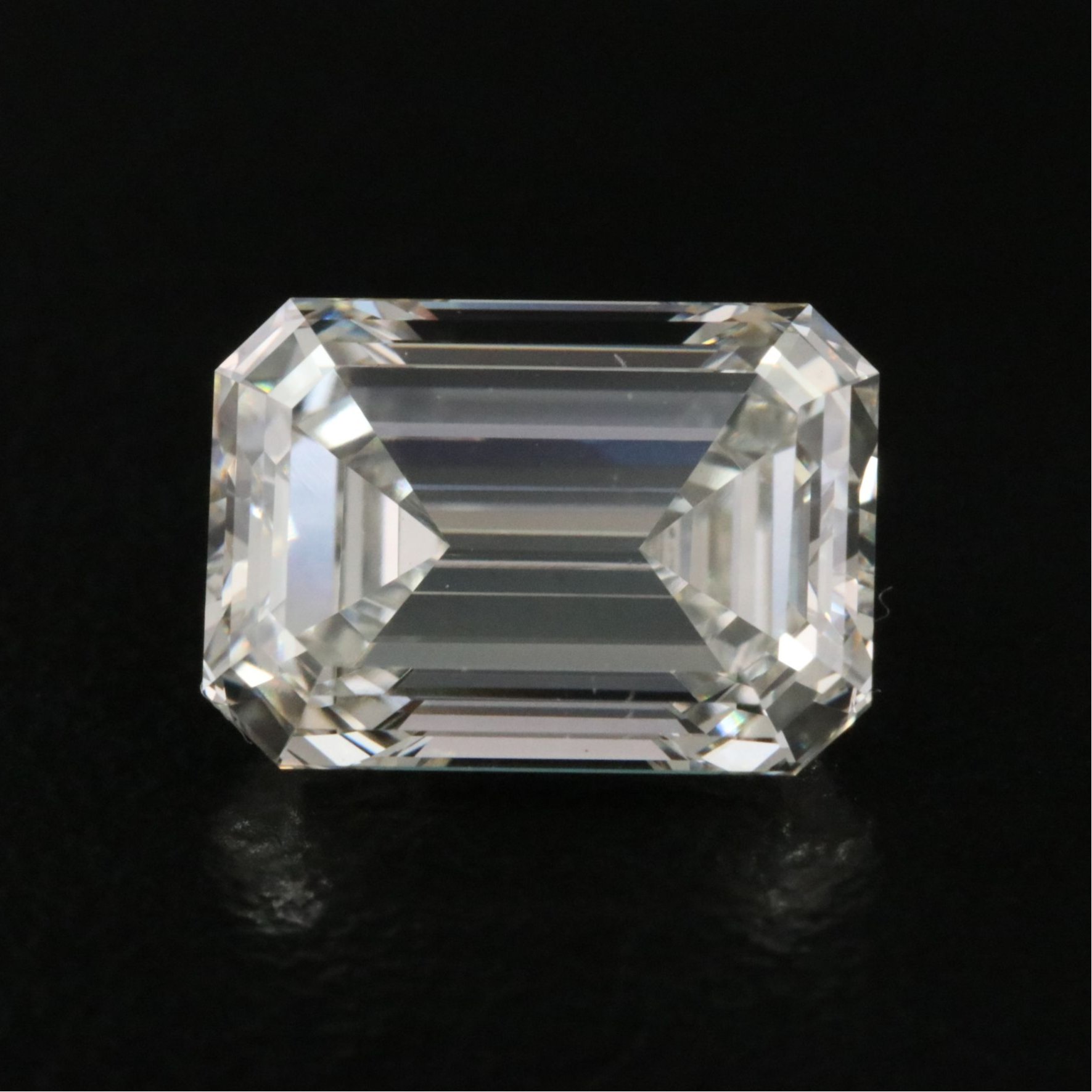 Loose 3.10 CT Lab Grown Diamond with IGI Report