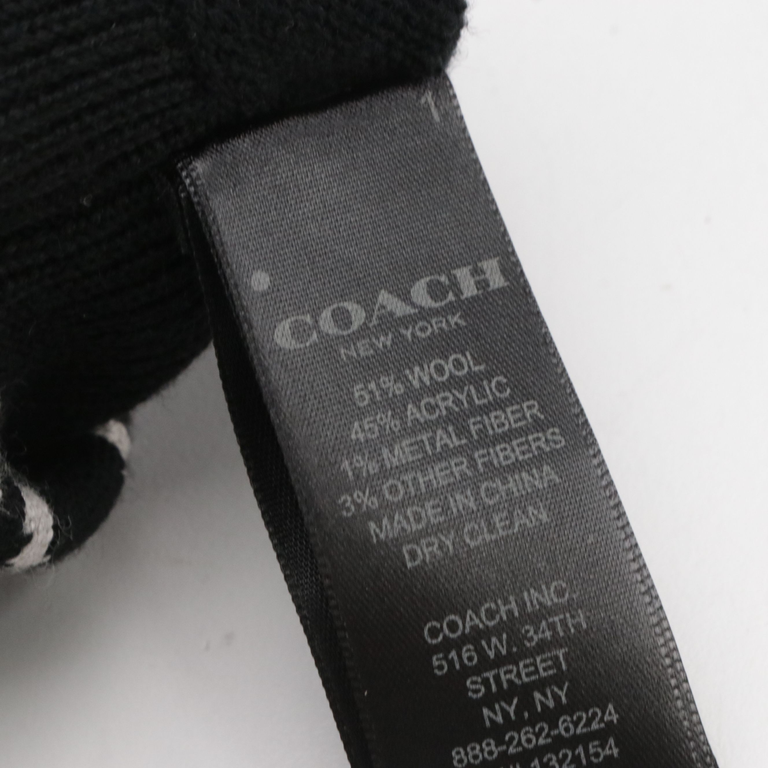 Coach B&W Signature C Wool Blend Hat and Gloves Set
