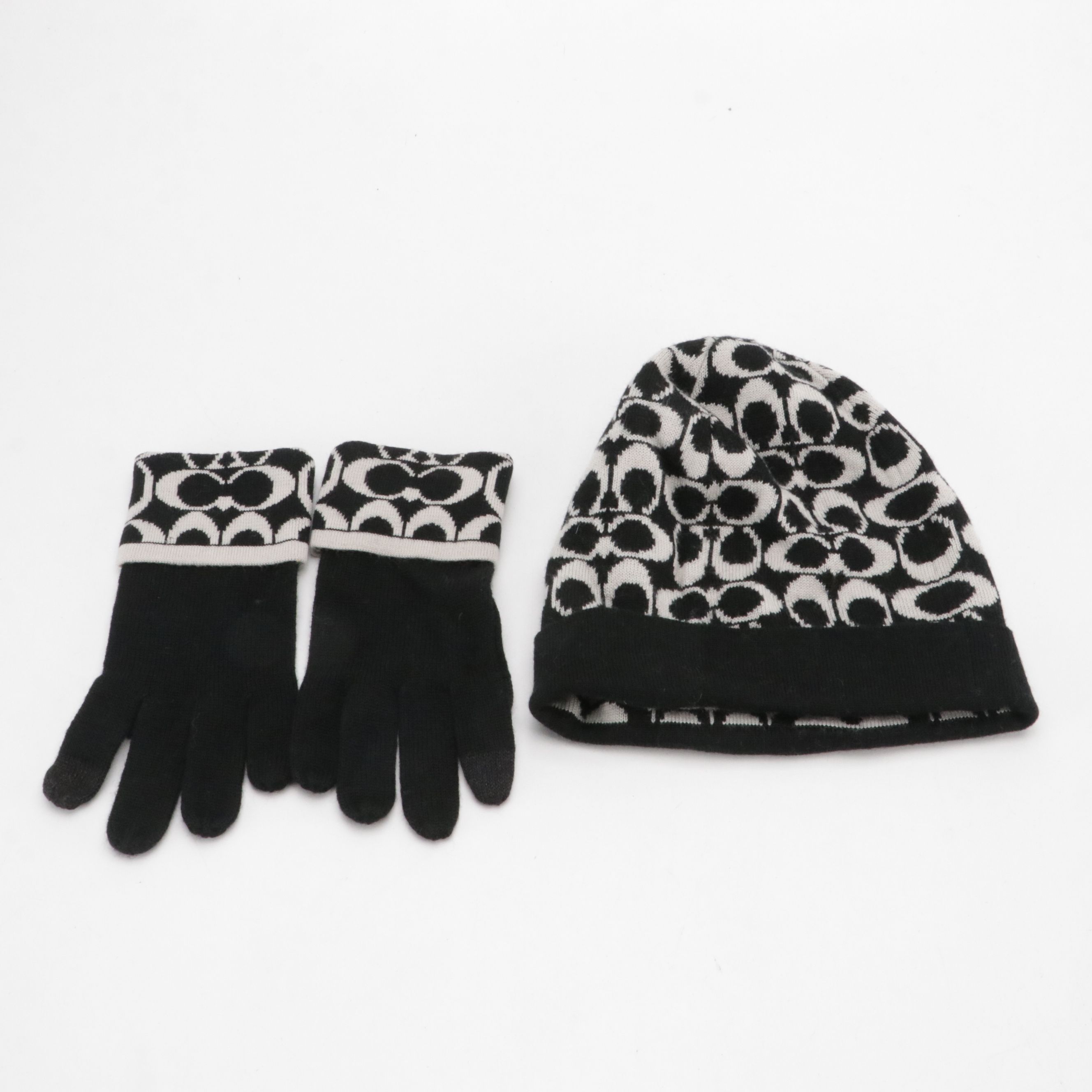 Coach B&W Signature C Wool Blend Hat and Gloves Set