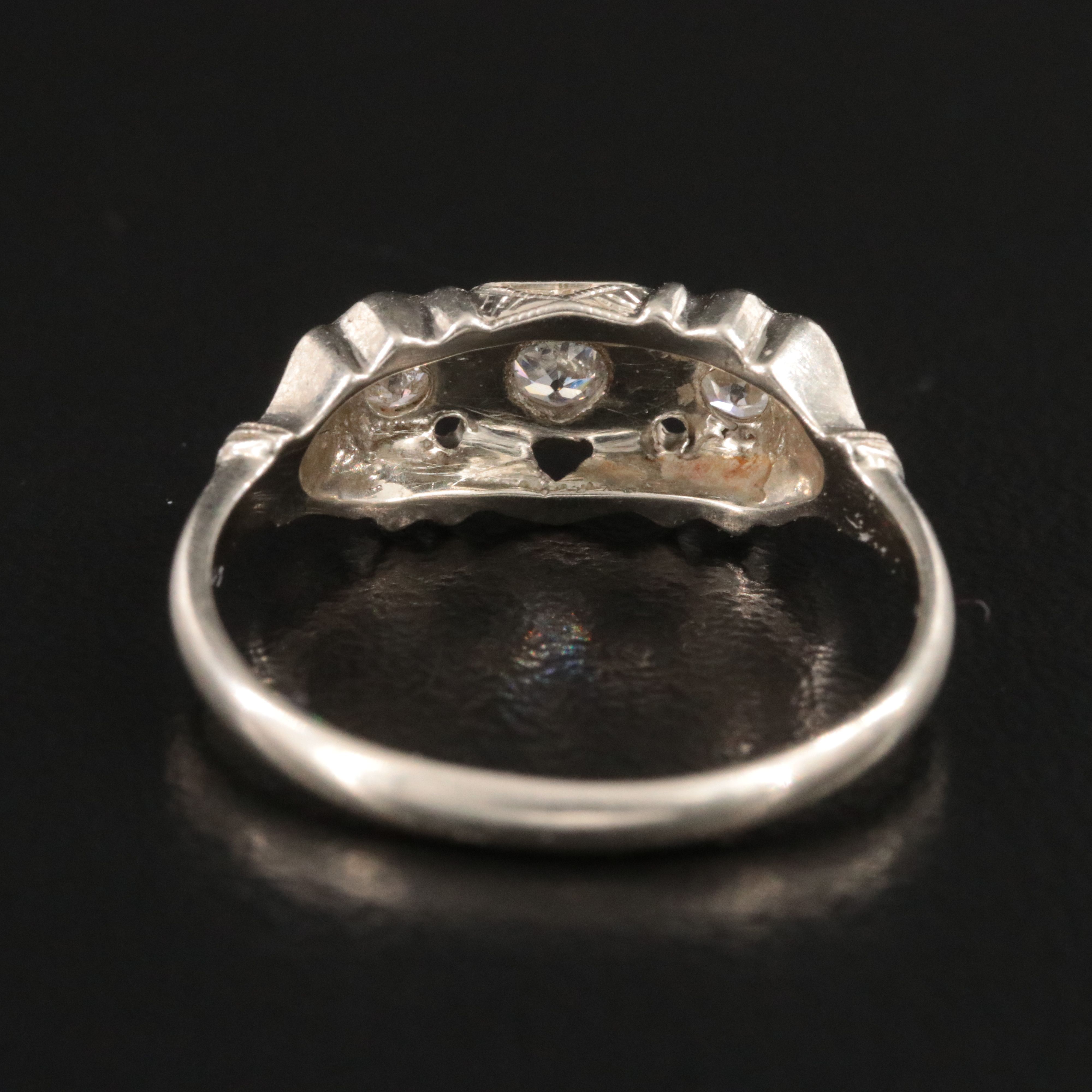 Art Deco 14K 0.16 CTW Diamond Ring