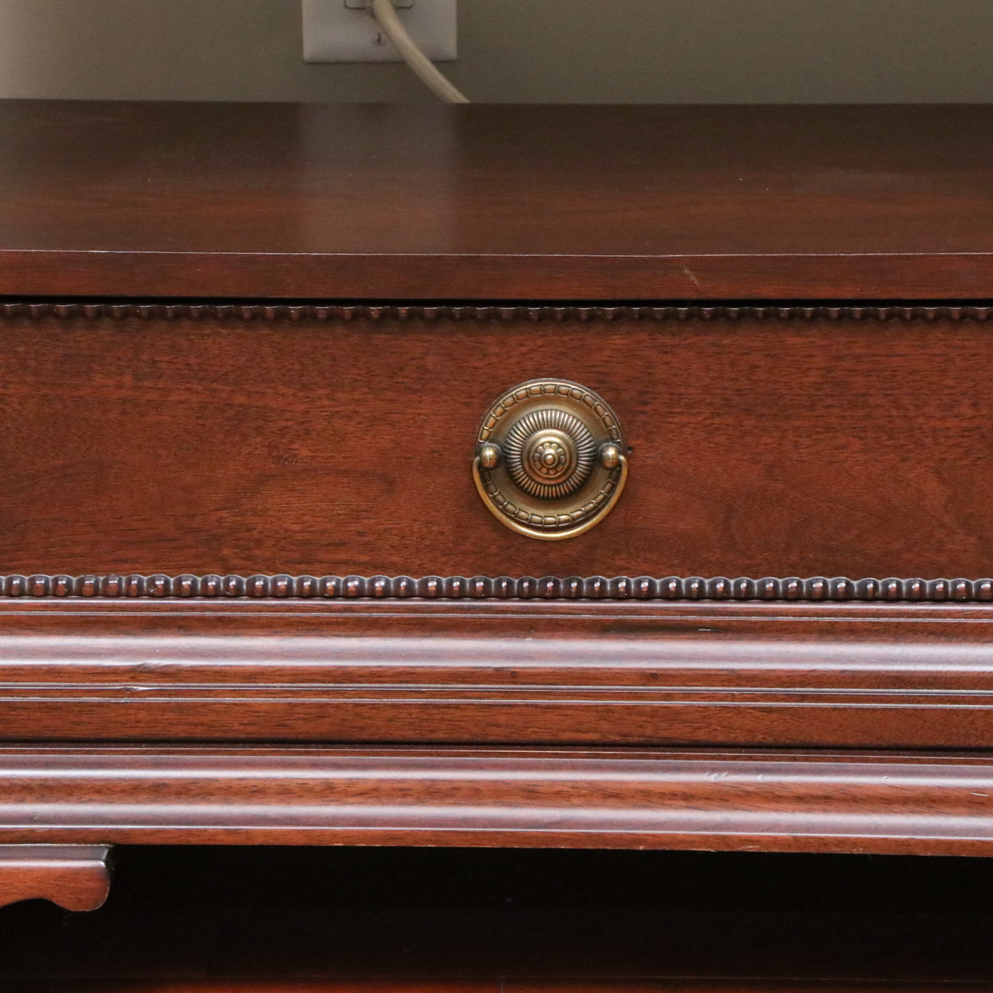 Georgian Style Mahogany Finish Console Table with Open Gallery