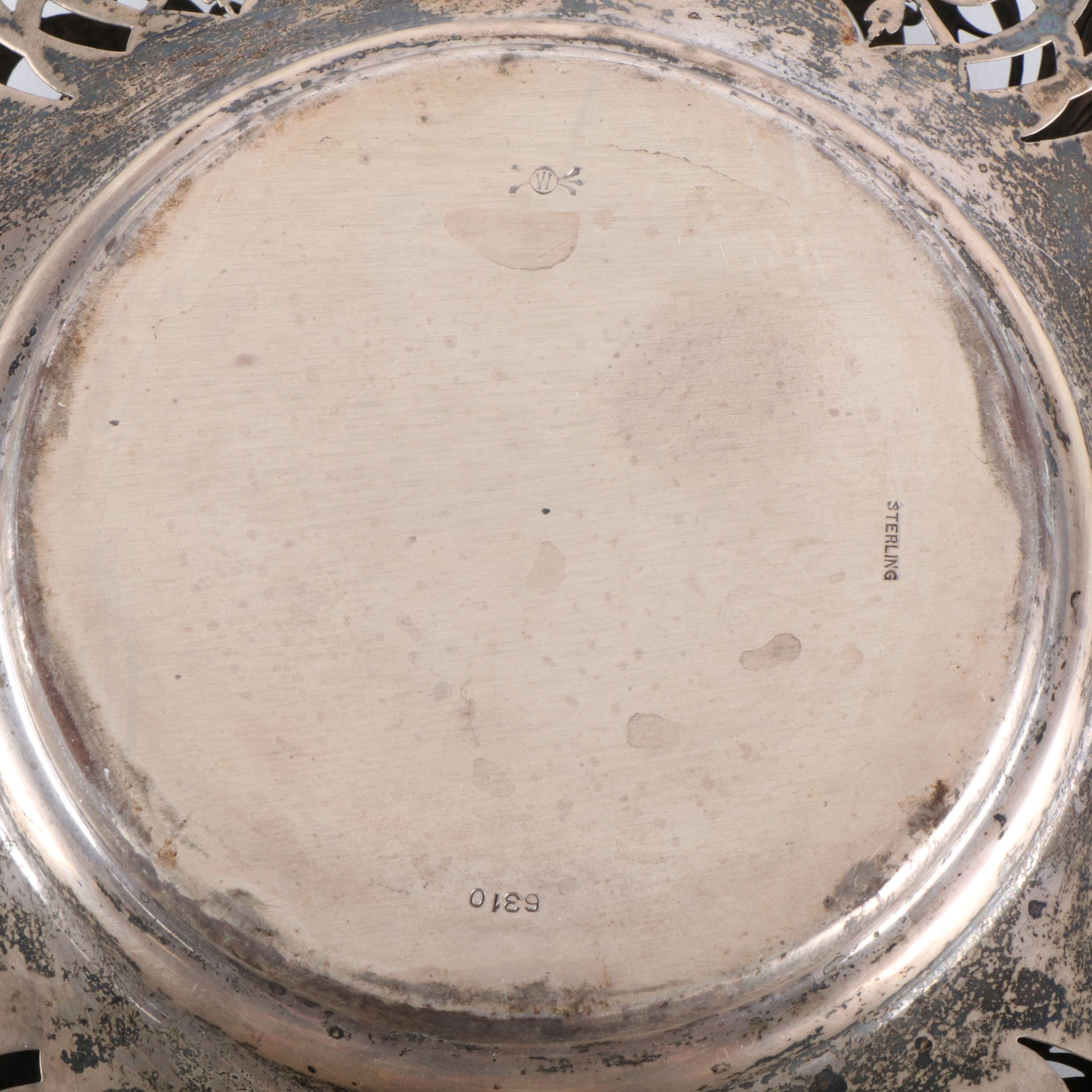 Group of Sterling Silver Items Totaling over 25 Troy Ounces