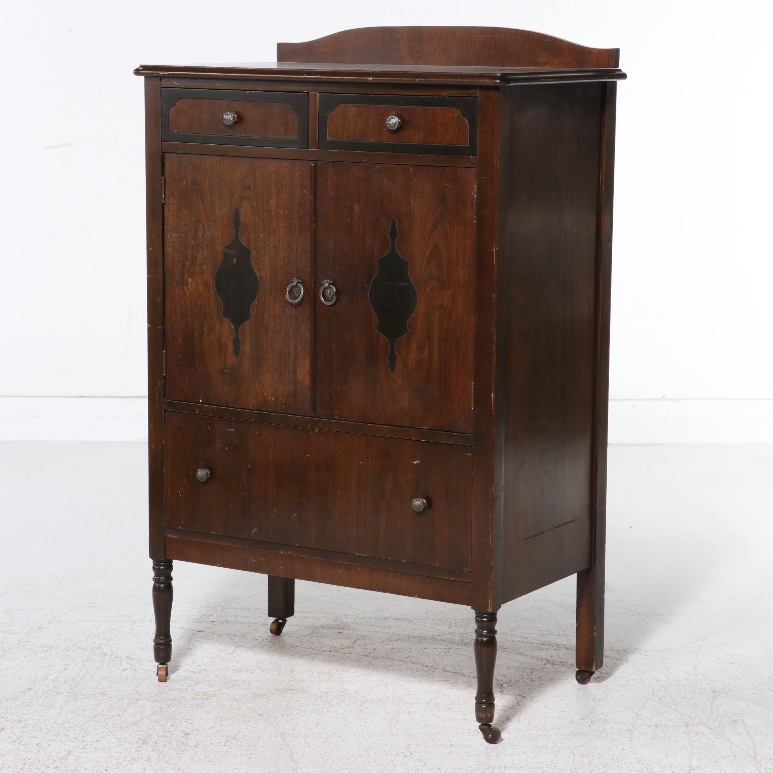 Late Victorian Walnut and Burl Veneer Chifferobe