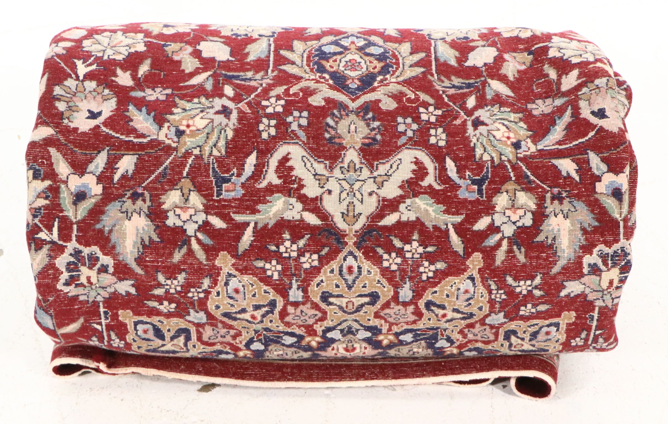 5'10 x 9' Hand-Knotted Persian Kashan Area Rug