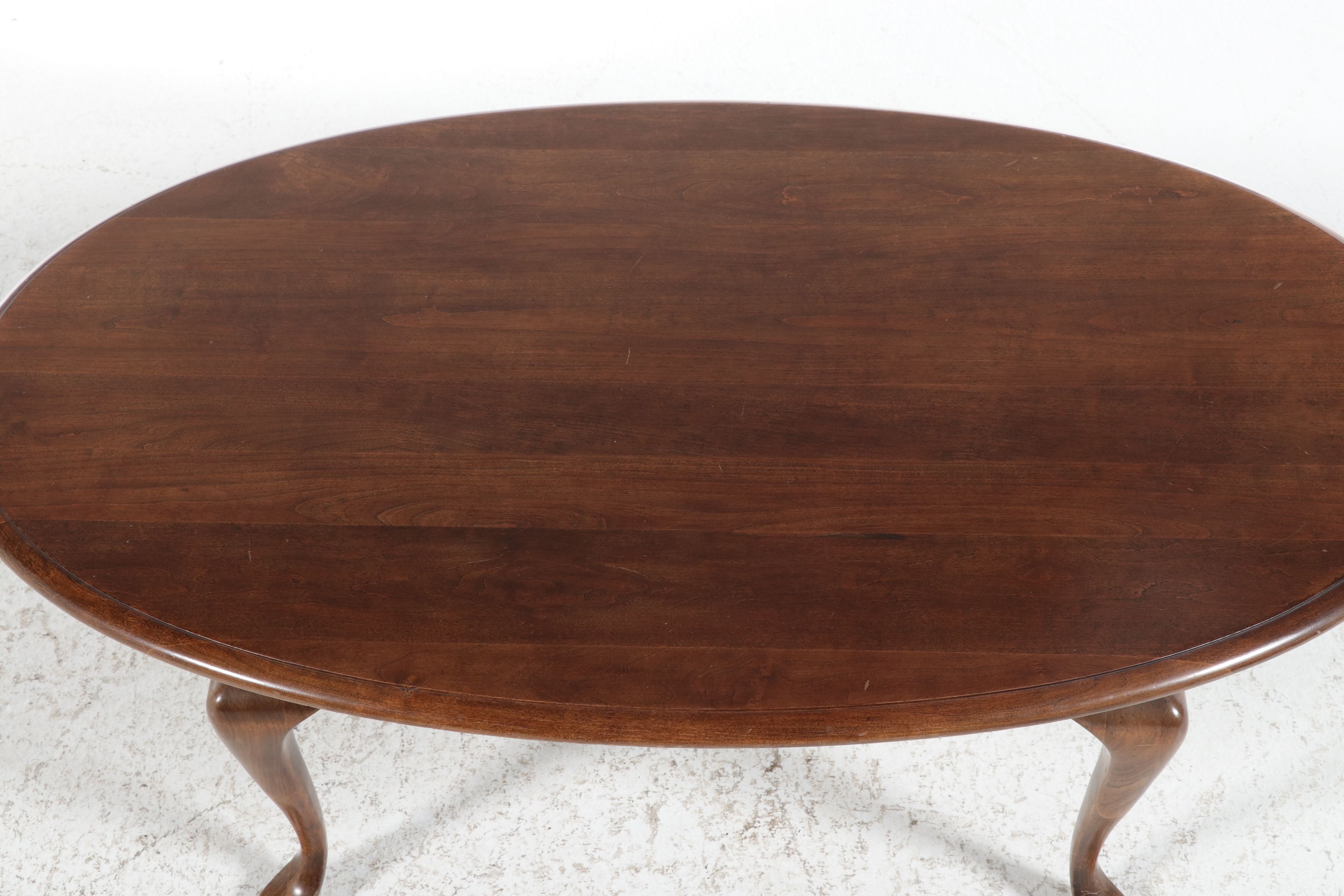 American Queen Anne Style Cherry Oval Coffee Table, Late 20th Century