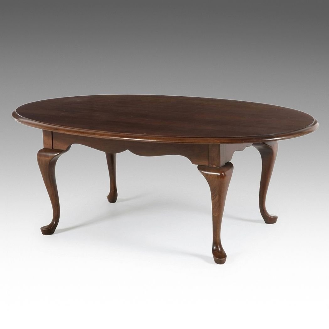 American Queen Anne Style Cherry Oval Coffee Table, Late 20th Century