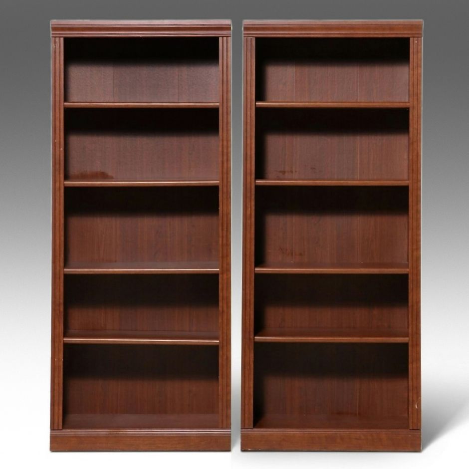 Pair of Contemporary Wood-Grain Laminate Bookcases, 21st Century