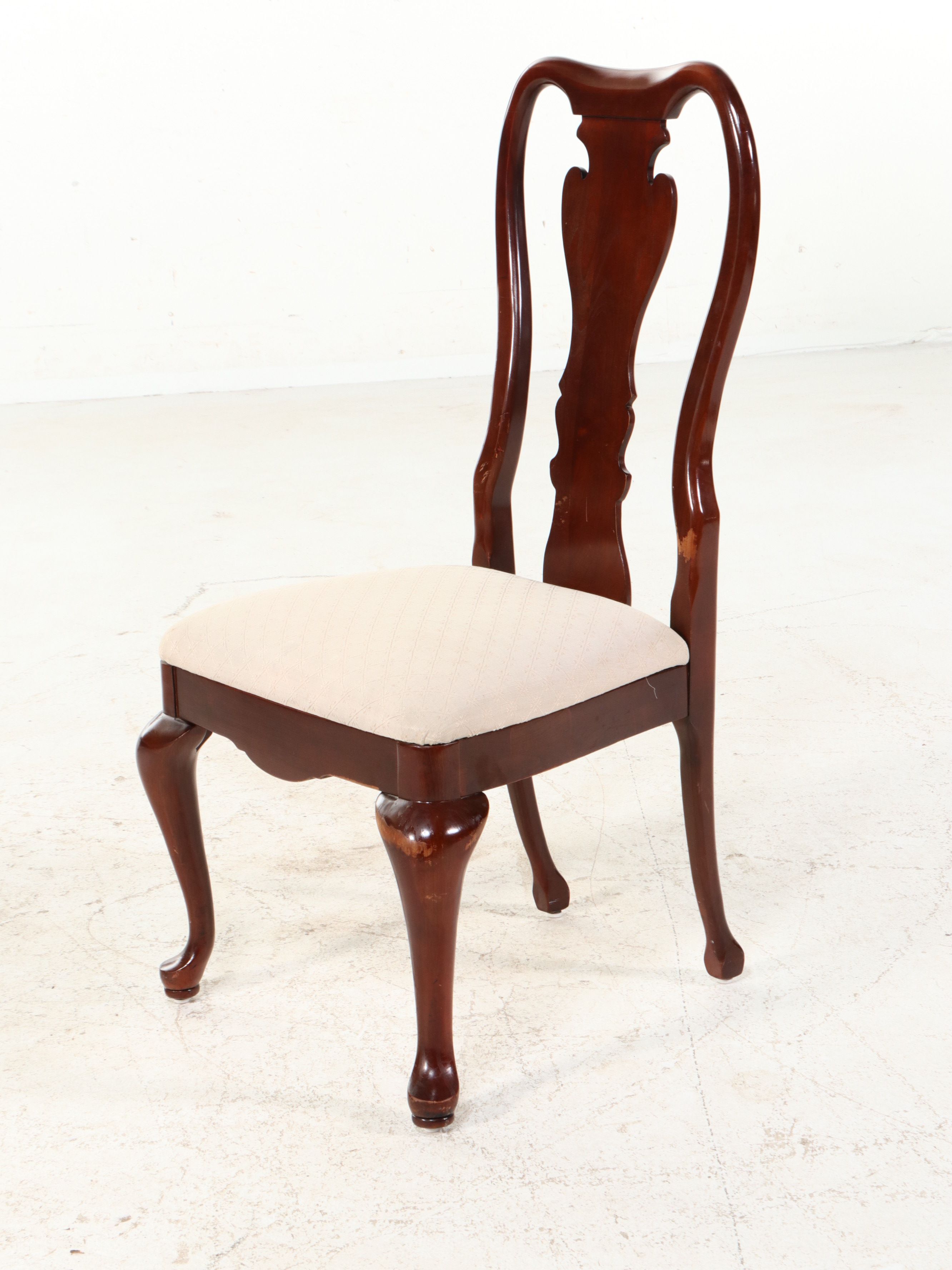 Five-Piece Queen Anne Style Mahogany Dining Set, Late 20th Century