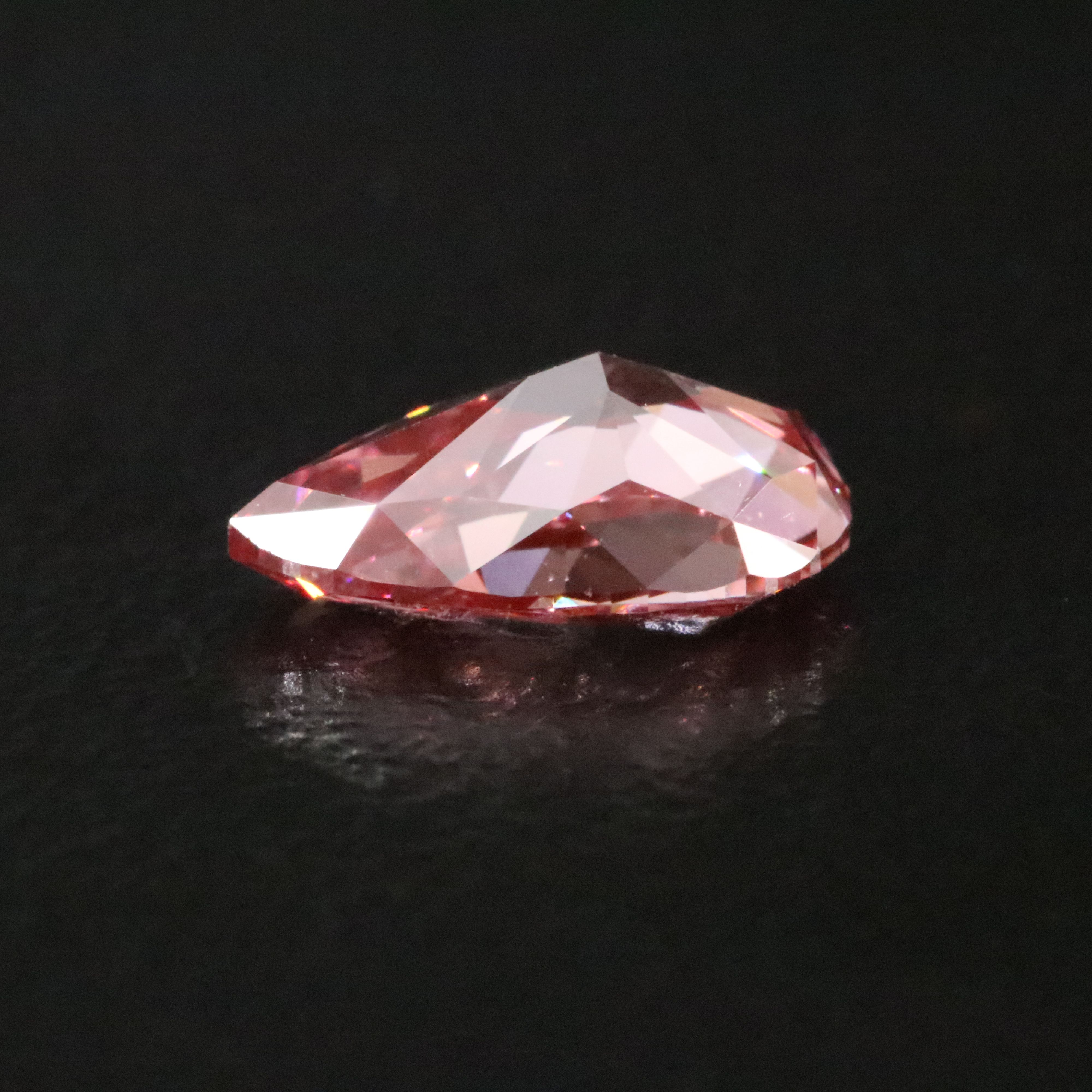 Loose 1.06 CT Lab Grown Fancy Vivid Pink Diamond with IGI Report